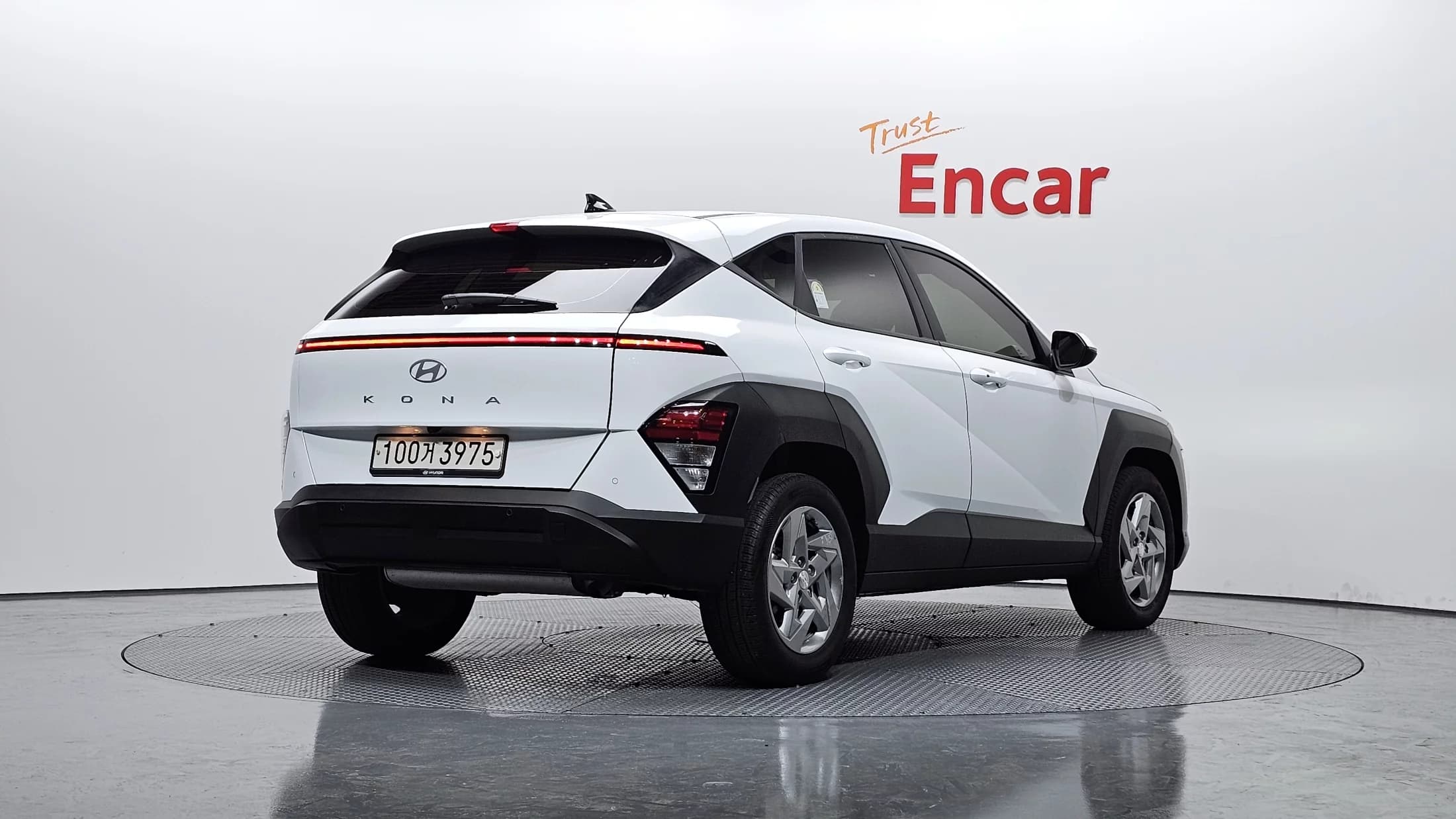 Hyundai Kona Gasoline 2.0 2WD Modern, 2024 г. 16946 км. — фото 2