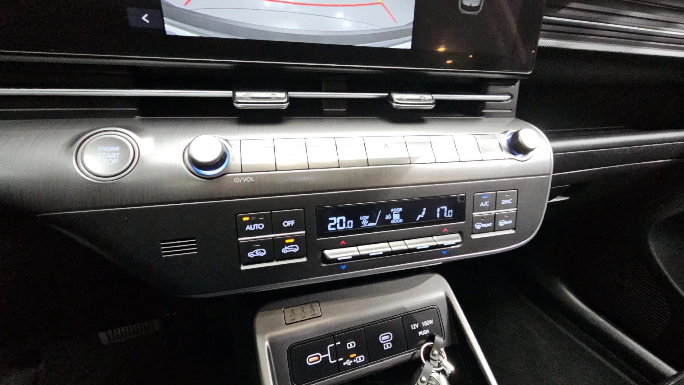 Hyundai Kona Gasoline 2.0 2WD Modern, 2024 г. 16946 км. — фото 15