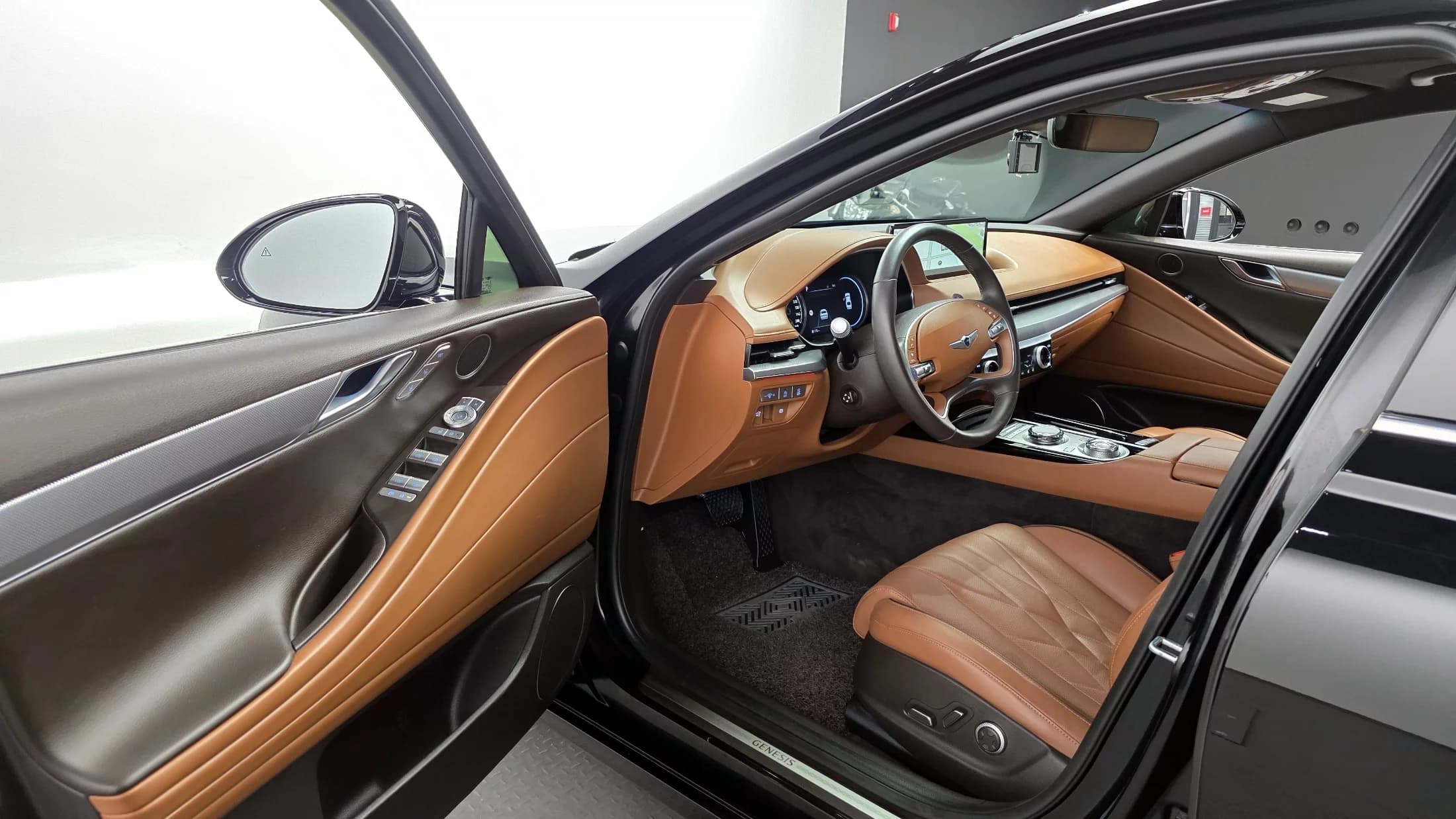Genesis G80 Gasoline 2.5 Turbo AWD, 2022 г. 47006 км. — фото 10