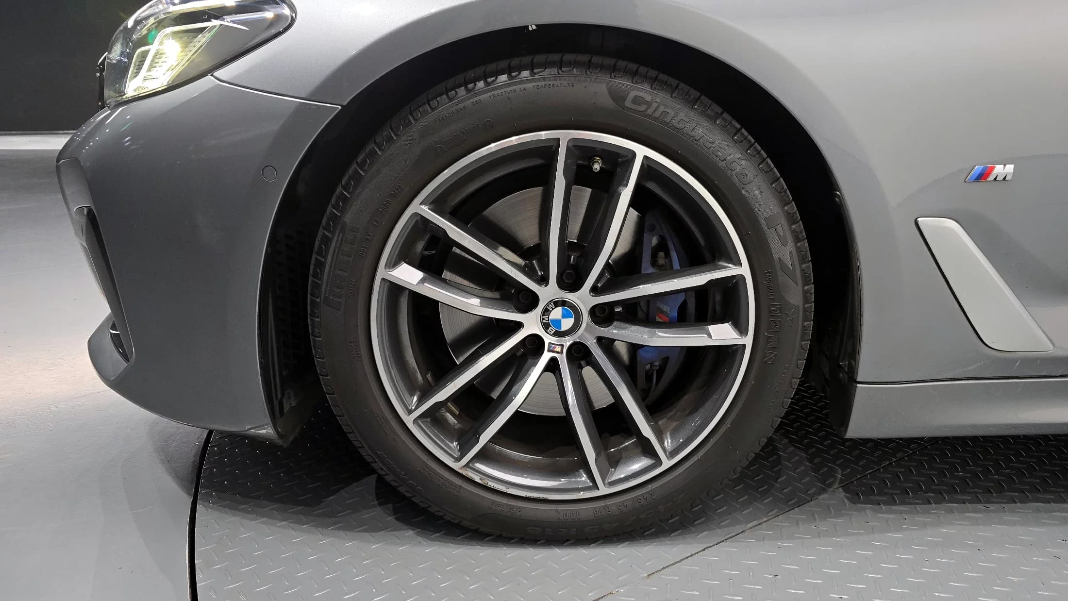 BMW 5-Series 520i M Sport, 2023 г. 29474 км. — фото 5
