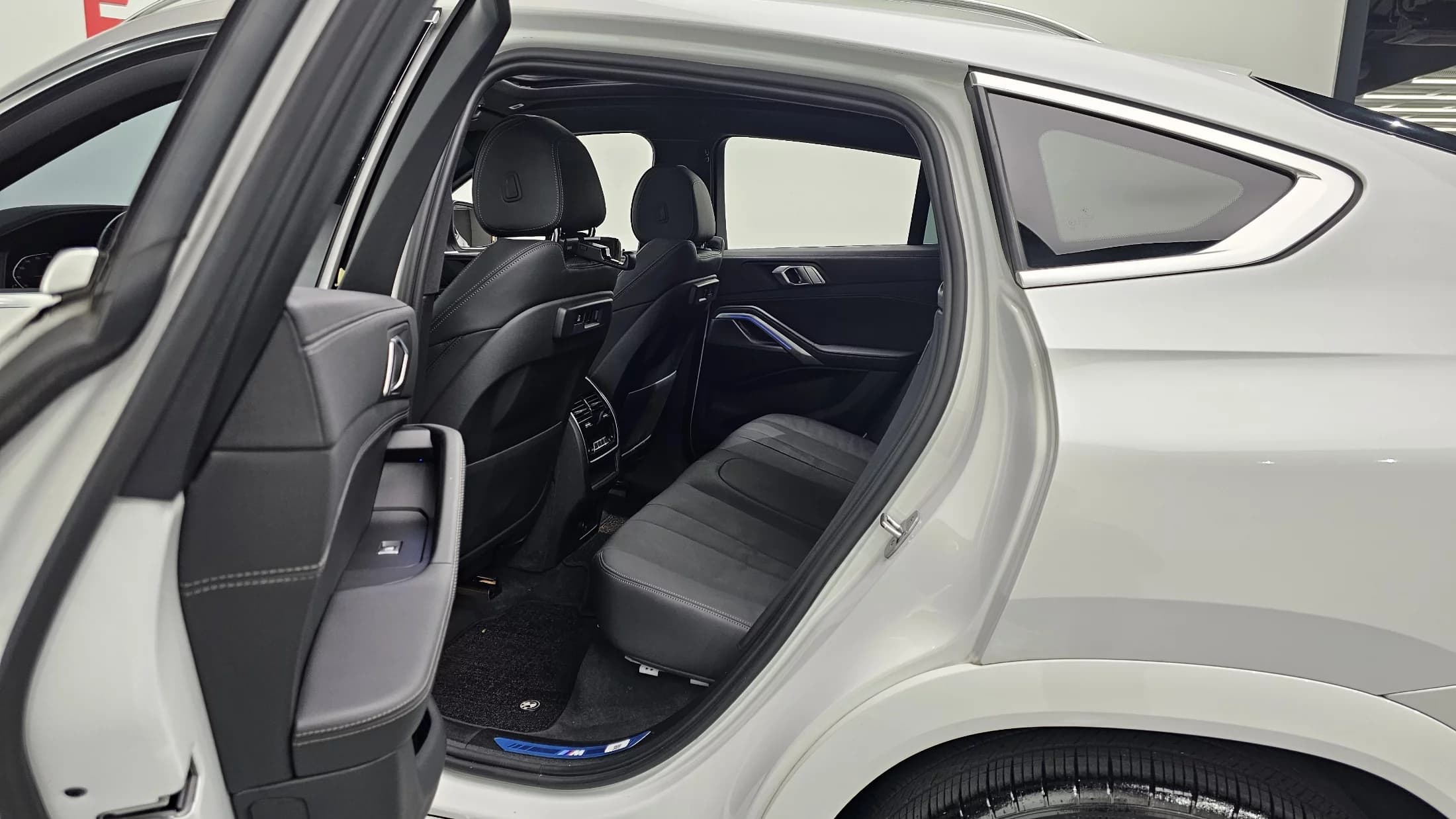 BMW X6 xDrive30d M Sport, 2022 г. 60177 км. — фото 12