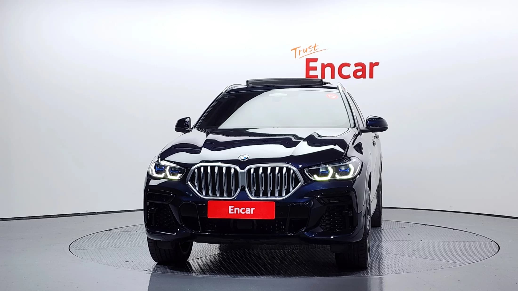 BMW X6 xDrive30d M Sport, 2023 г. 32136 км. — фото 3