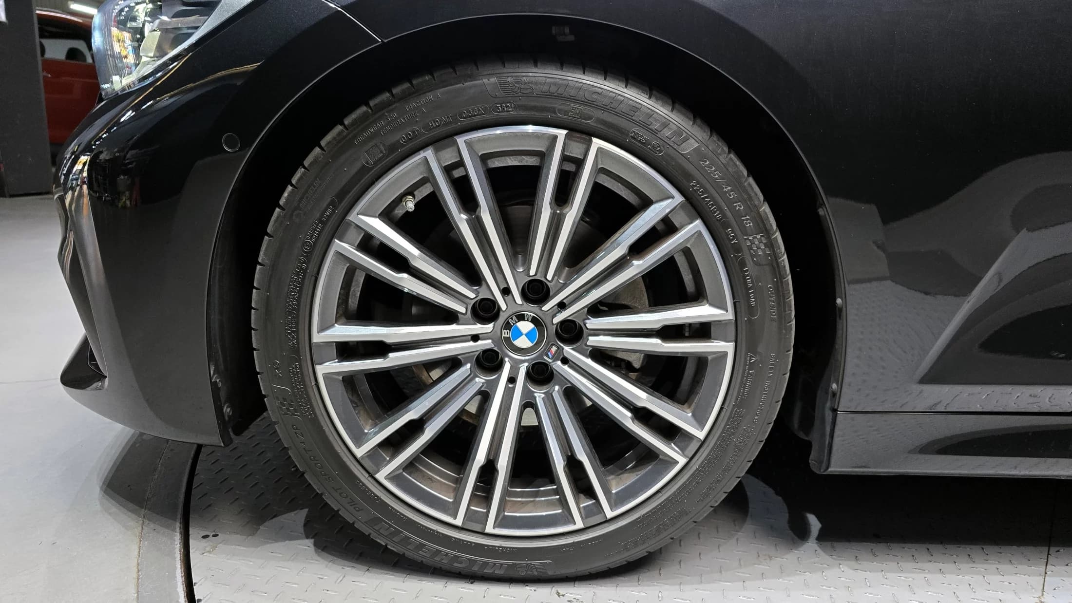 BMW 3-Series 320i M Sport, 2022 г. 25418 км. — фото 5