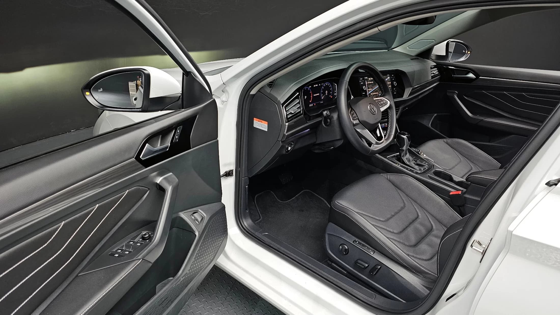 Volkswagen JETTA 1.5 TSI Prestige, 2023 г. 24687 км. — фото 11