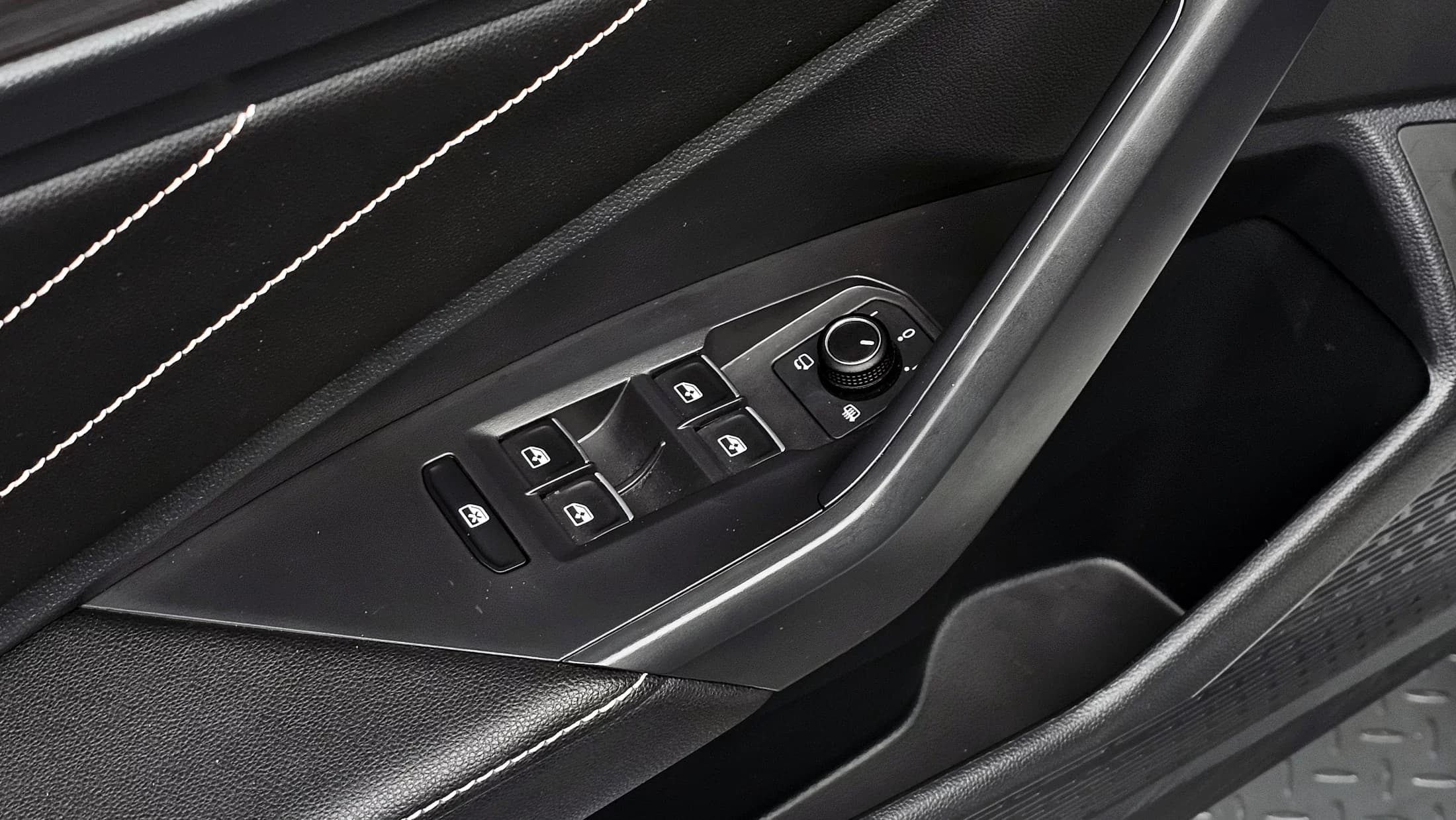 Volkswagen JETTA 1.5 TSI Prestige, 2023 г. 24687 км. — фото 17