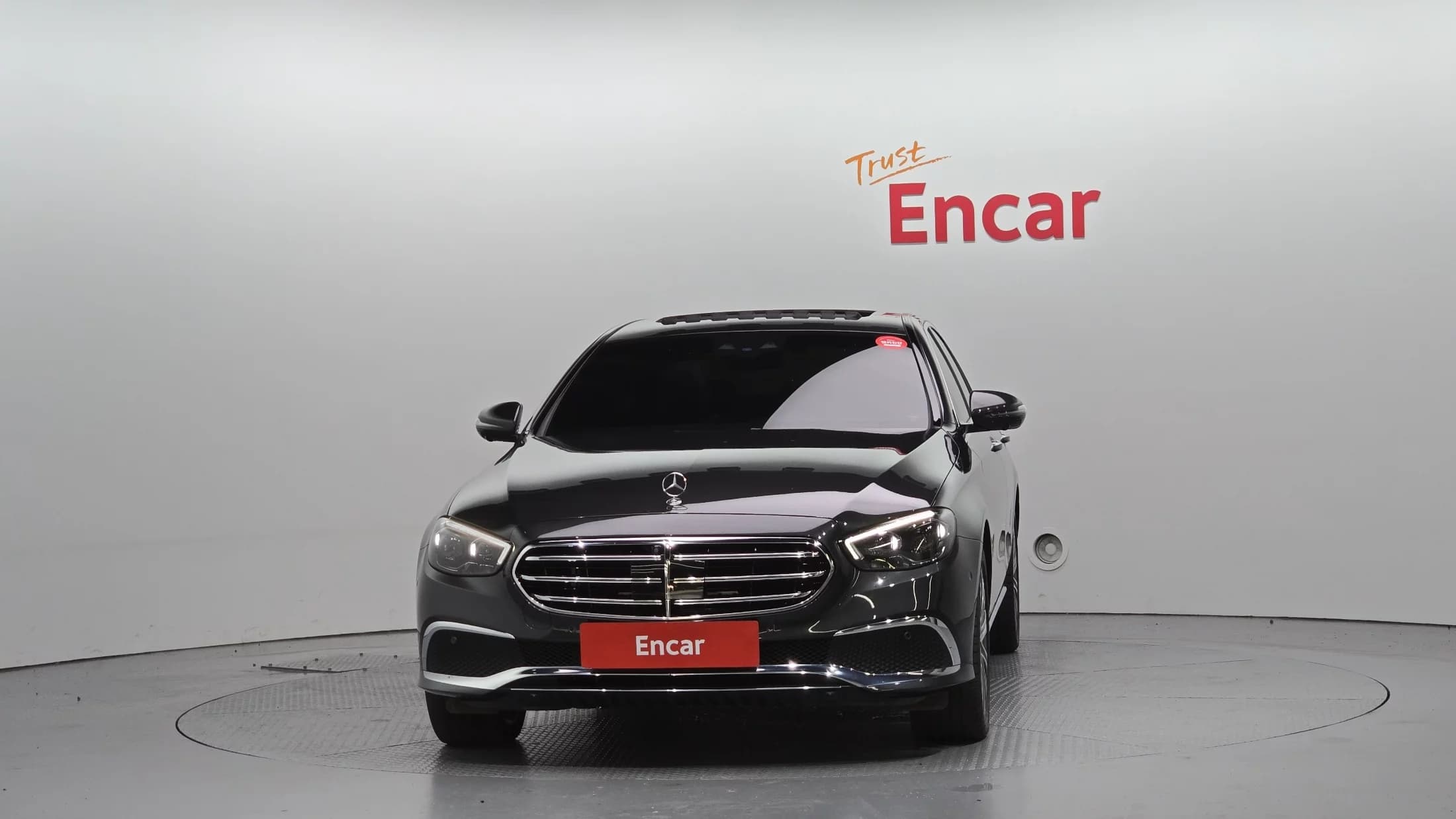 Mercedes-Benz E-Class E350 4MATIC Exclusive, 2022 г. 35129 км. — фото 3