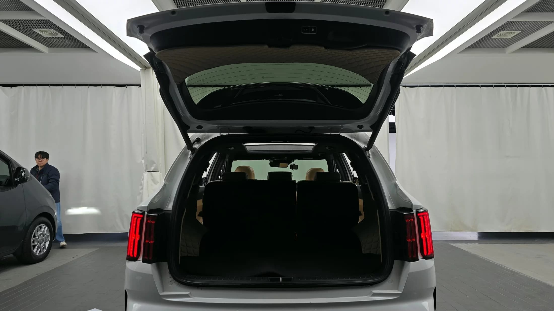 Kia Sorento Diesel 2.2 2WD Prestige, 2022 г. 52302 км. — фото 20