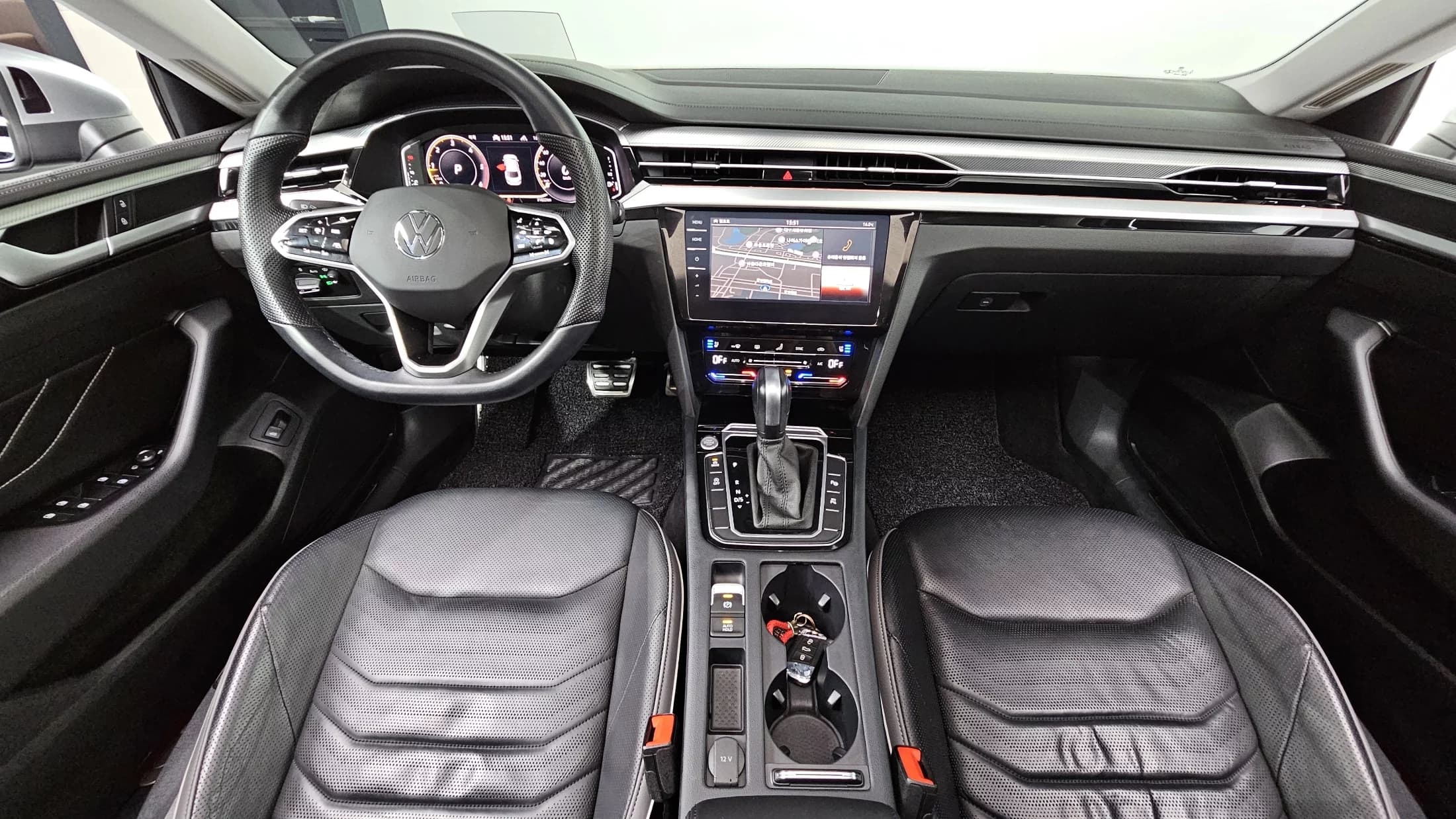 Volkswagen ARTEON 2.0 TDI Prestige, 2023 г. 31882 км. — фото 7