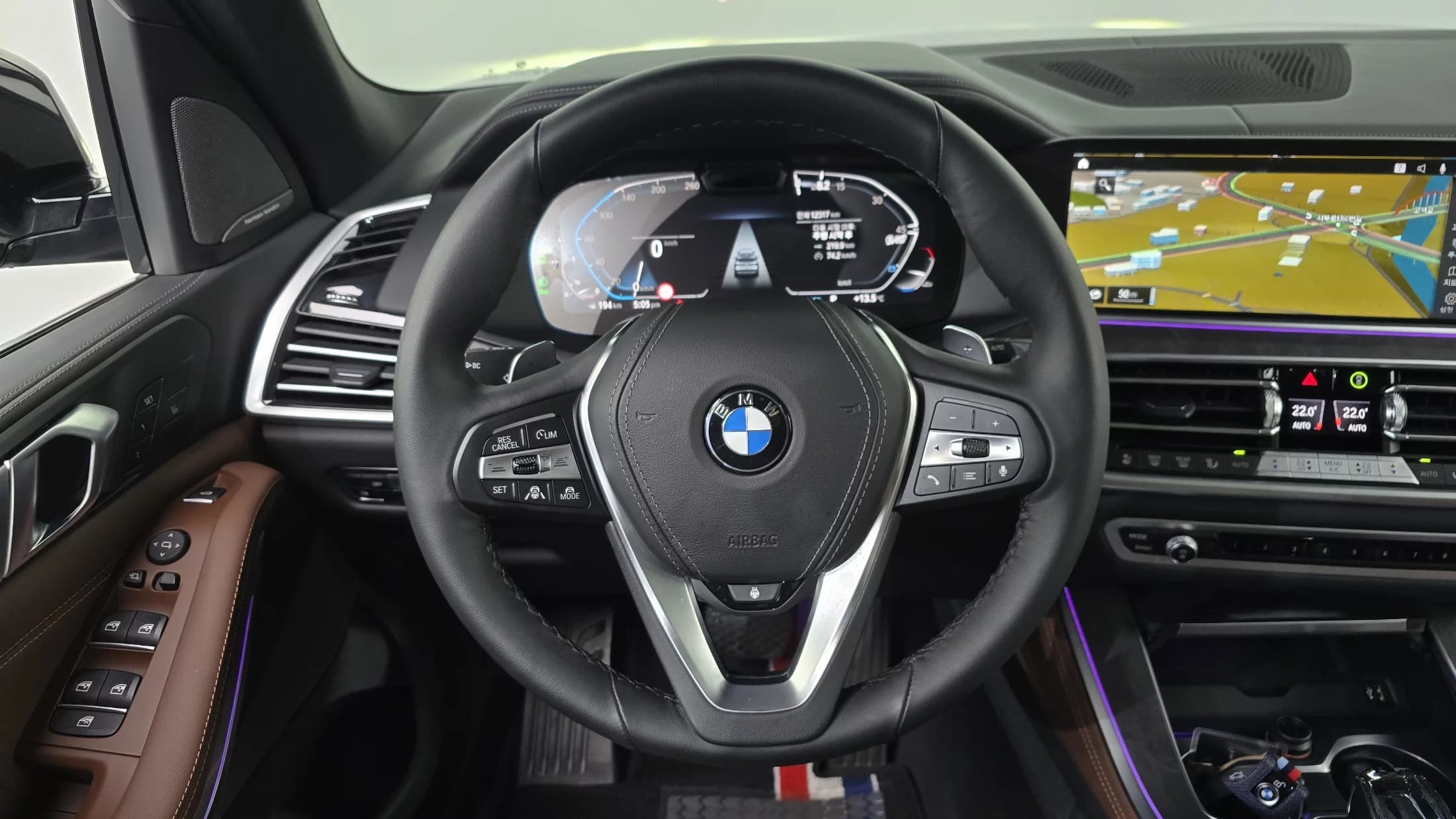 BMW X5 xDrive 40i xLine, 2023 г. 12324 км. — фото 13