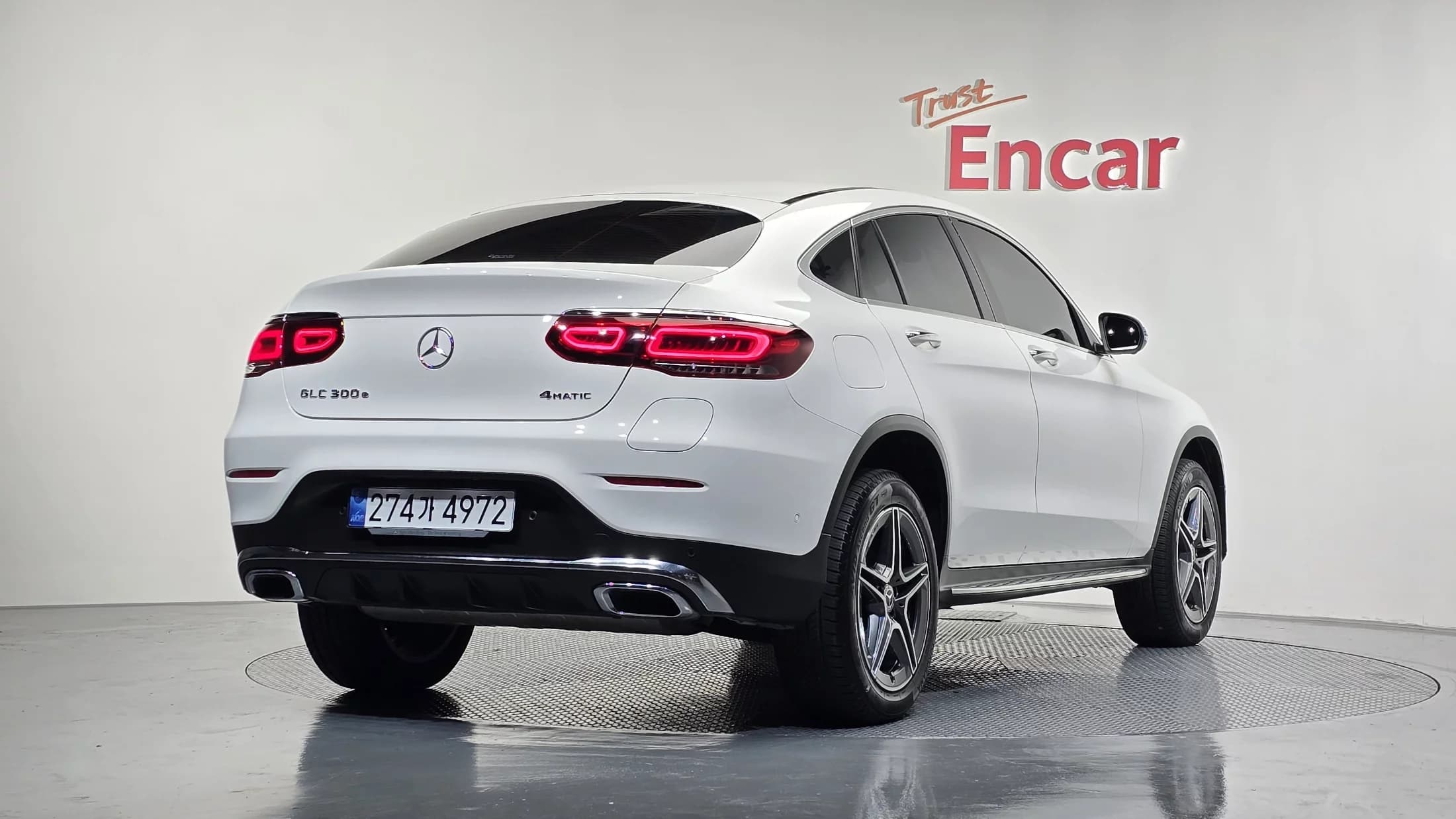 Mercedes-Benz GLC-Class GLC300e 4MATIC Coupe, гибрид, 2022 г. 66330 км. — фото 2
