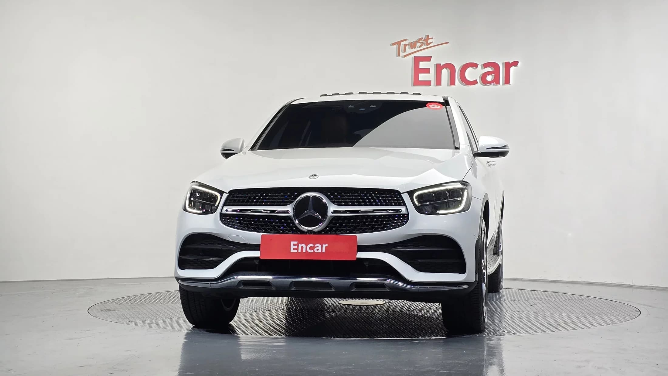 Mercedes-Benz GLC-Class GLC300e 4MATIC Coupe, гибрид, 2022 г. 66330 км. — фото 3