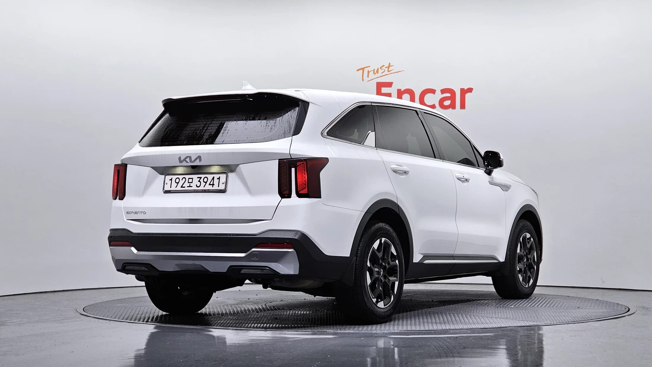Kia Sorento Gasoline 2.5T 2WD Prestige, 2024 г. 17885 км. — фото 2