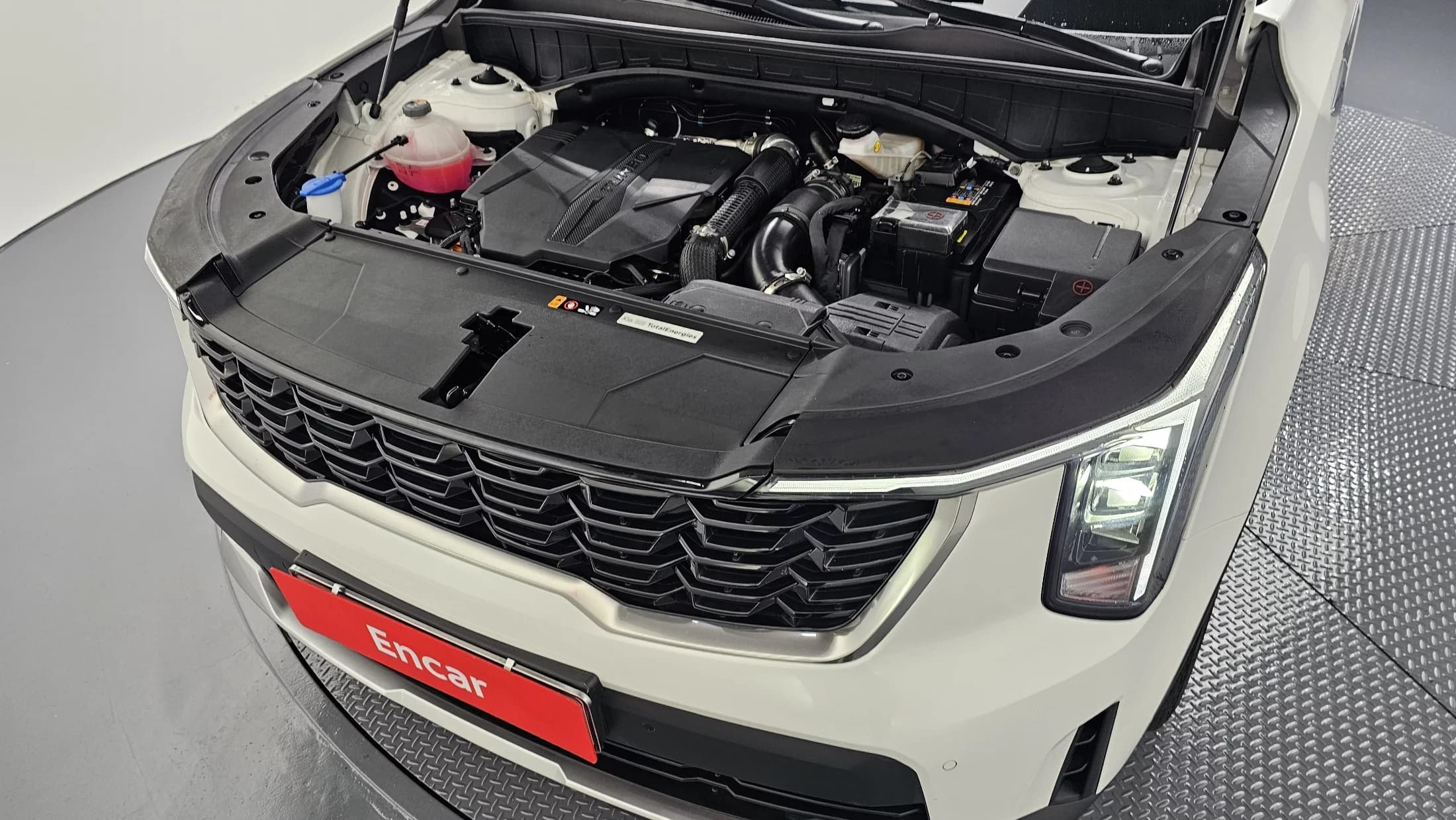 Kia Sorento Gasoline 2.5T 2WD Prestige, 2024 г. 17885 км. — фото 6