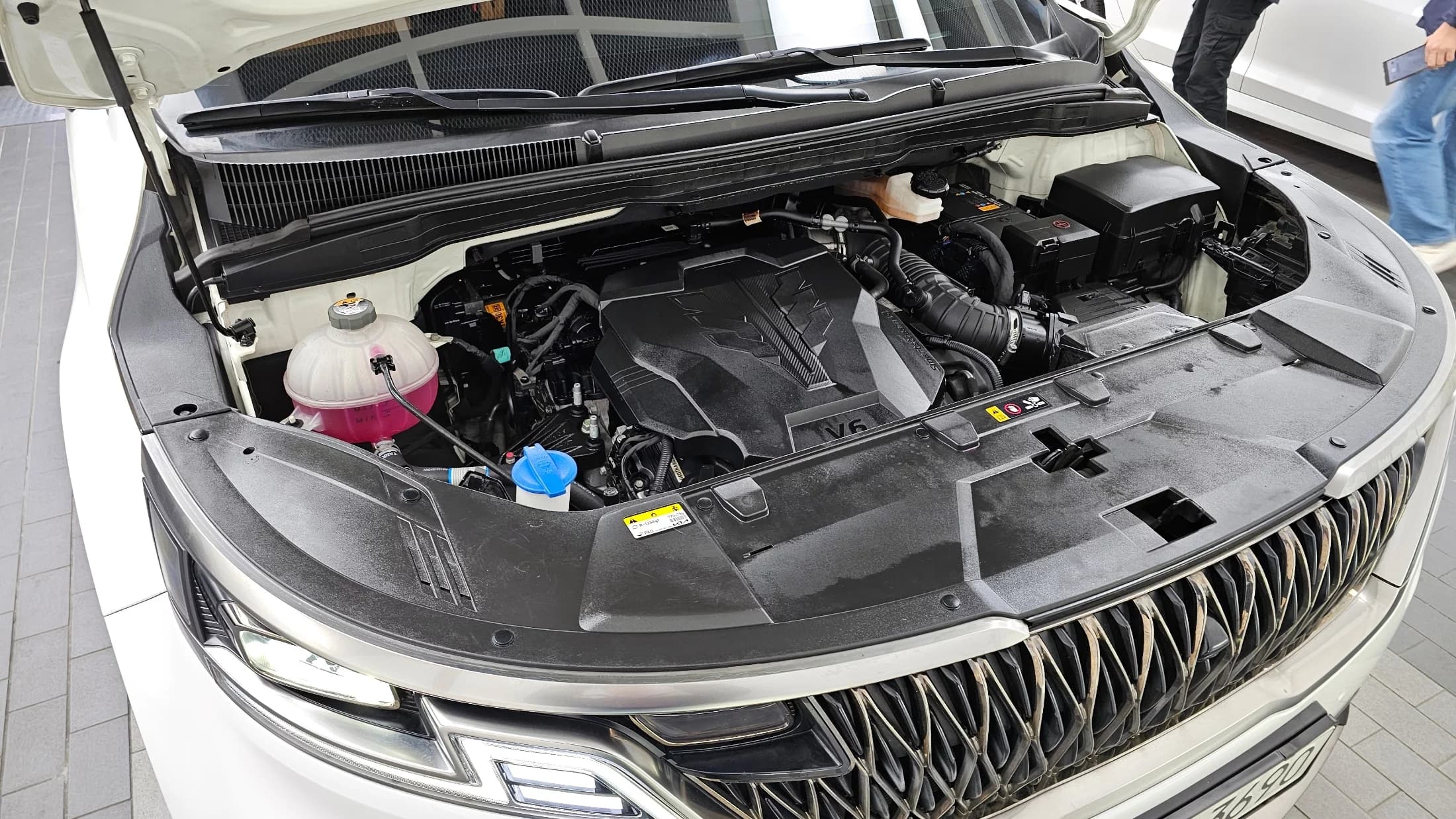 Kia Carnival Gasoline 9-Seater Noblesse, 2022 г. 80519 км. — фото 6