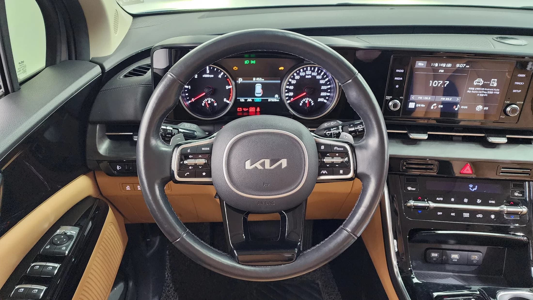 Kia Carnival 9-Seater Noblesse, 2022 г. 67940 км. — фото 13