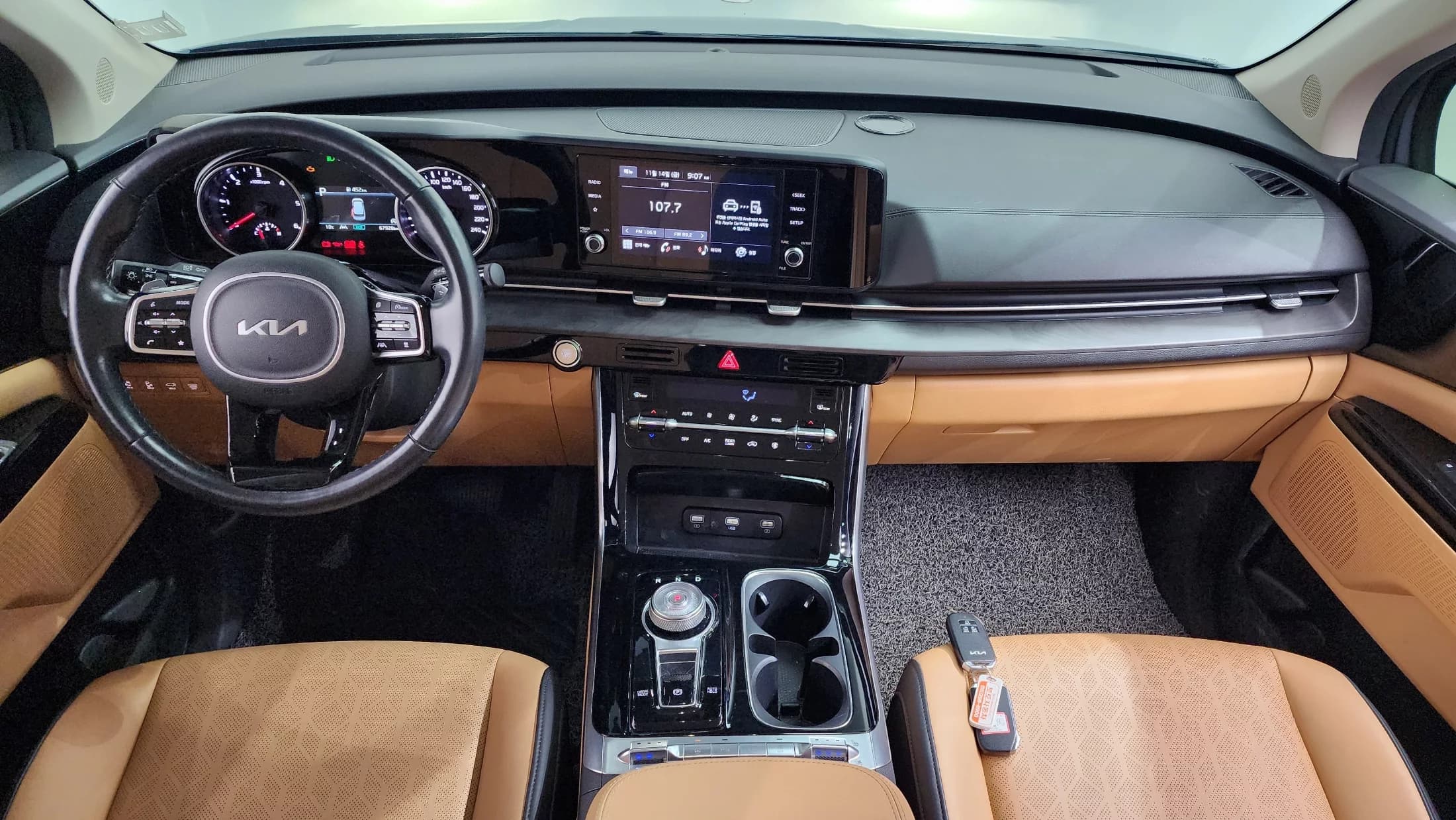 Kia Carnival 9-Seater Noblesse, 2022 г. 67940 км. — фото 7