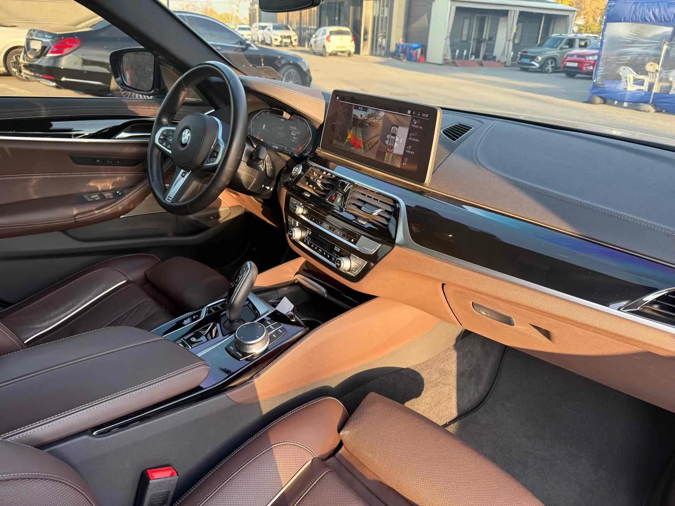 BMW 5-Series 530i M Sport Package, 2021 г. 39785 км. — фото 11