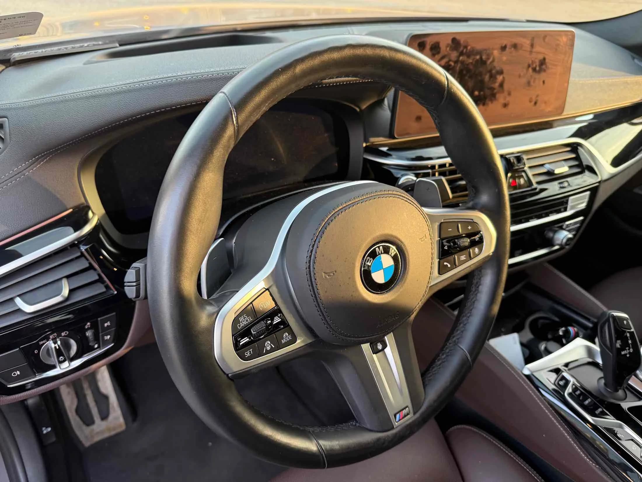 BMW 5-Series 530i M Sport Package, 2021 г. 39785 км. — фото 4