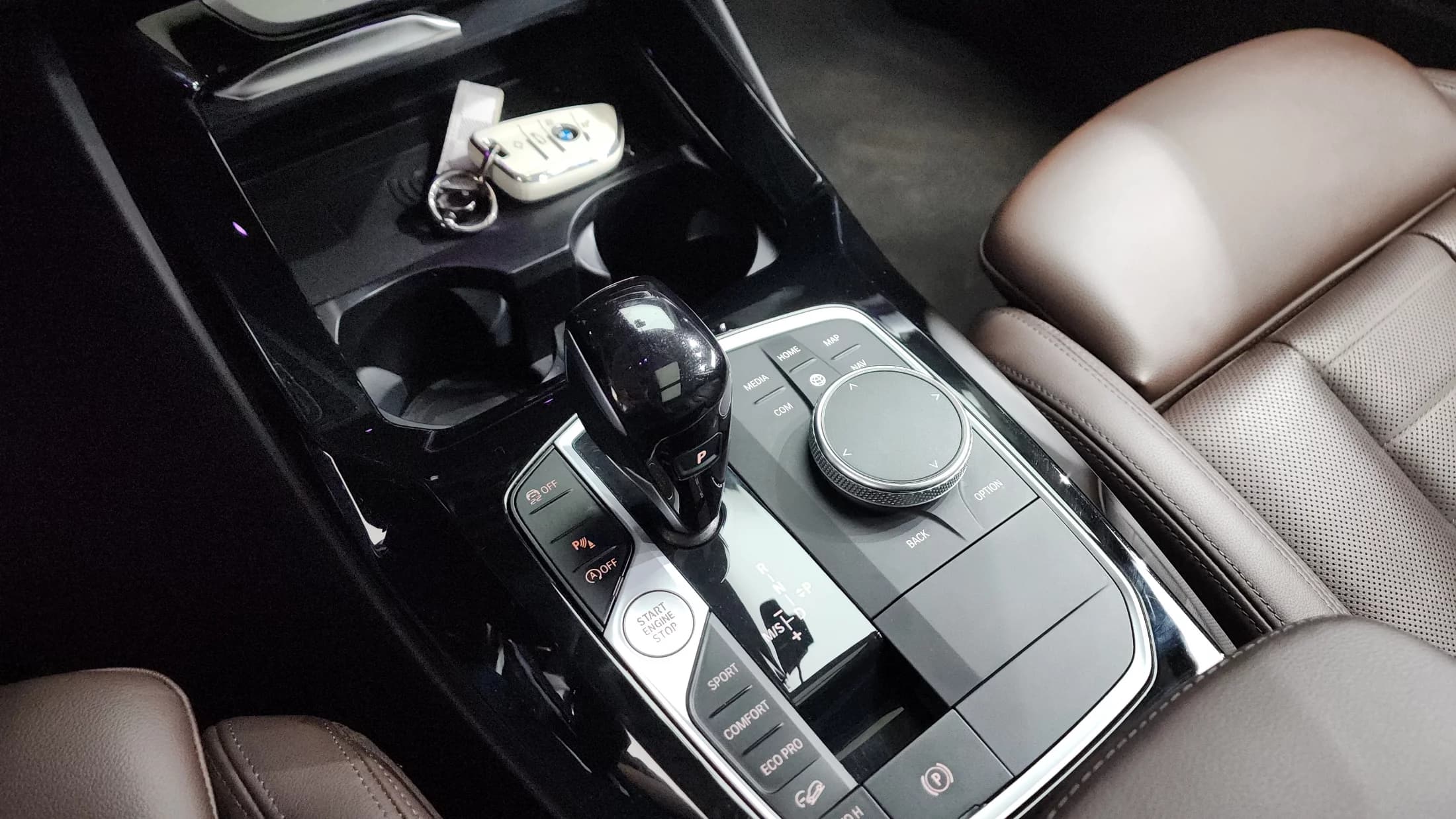 BMW X3 xDrive 20i, 2022 г. 55539 км. — фото 9