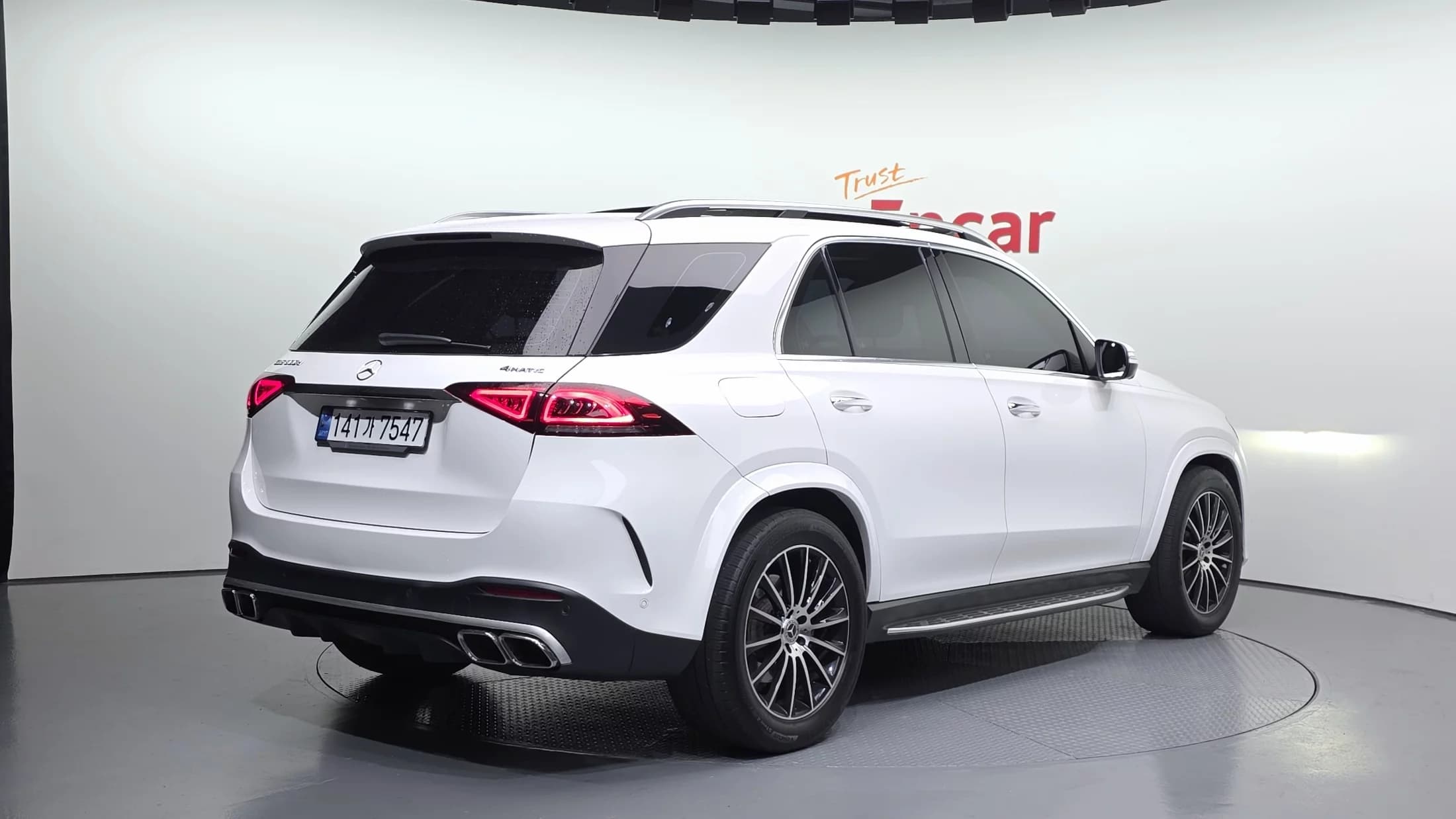 Mercedes-Benz GLE-Class GLE300d 4MATIC, 2022 г. 76803 км. — фото 2