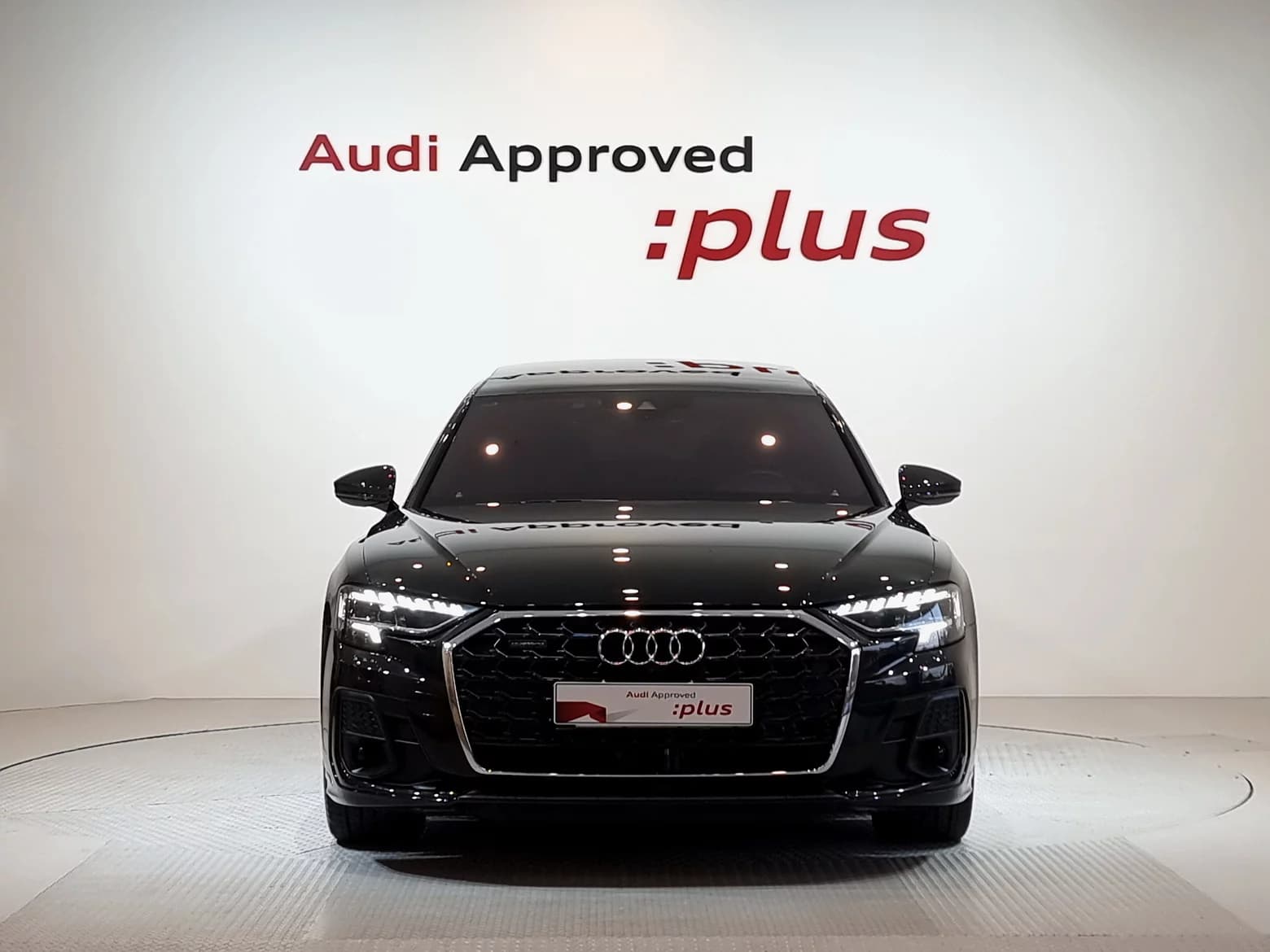Audi A8 50 TDI Quattro Premium, 2023 г. 34784 км. — фото 3