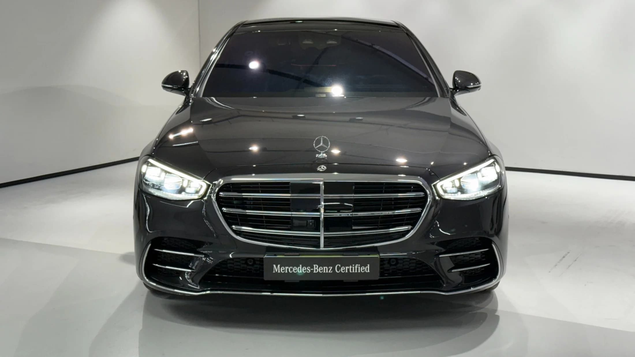 Mercedes-Benz S-Class S500L 4MATIC, 2025 г. 4217 км. — фото 2