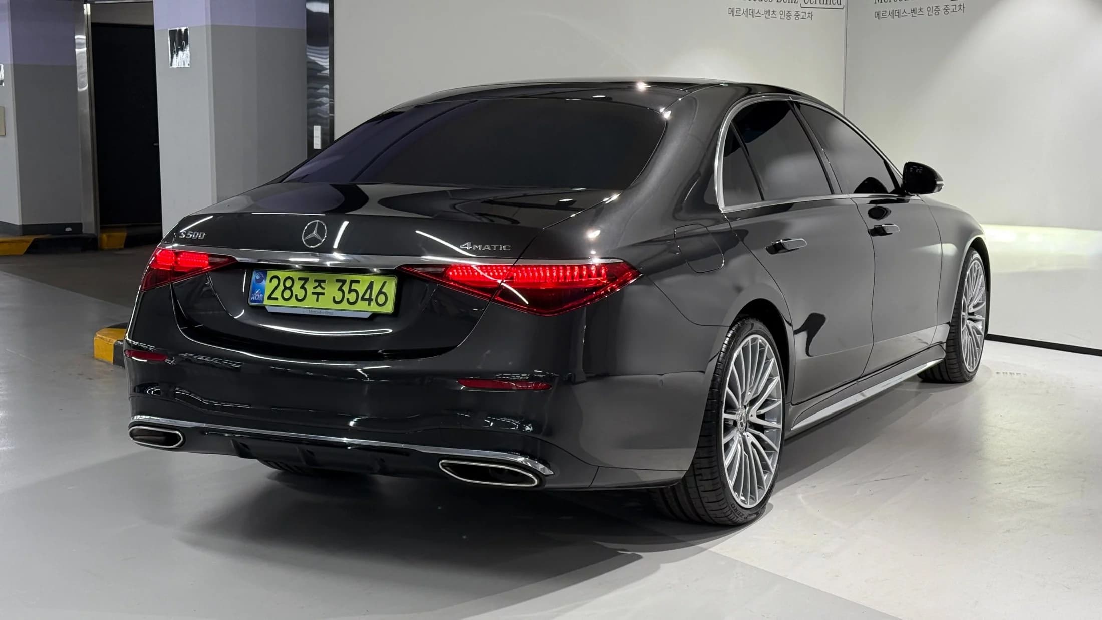 Mercedes-Benz S-Class S500L 4MATIC, 2025 г. 4217 км. — фото 4