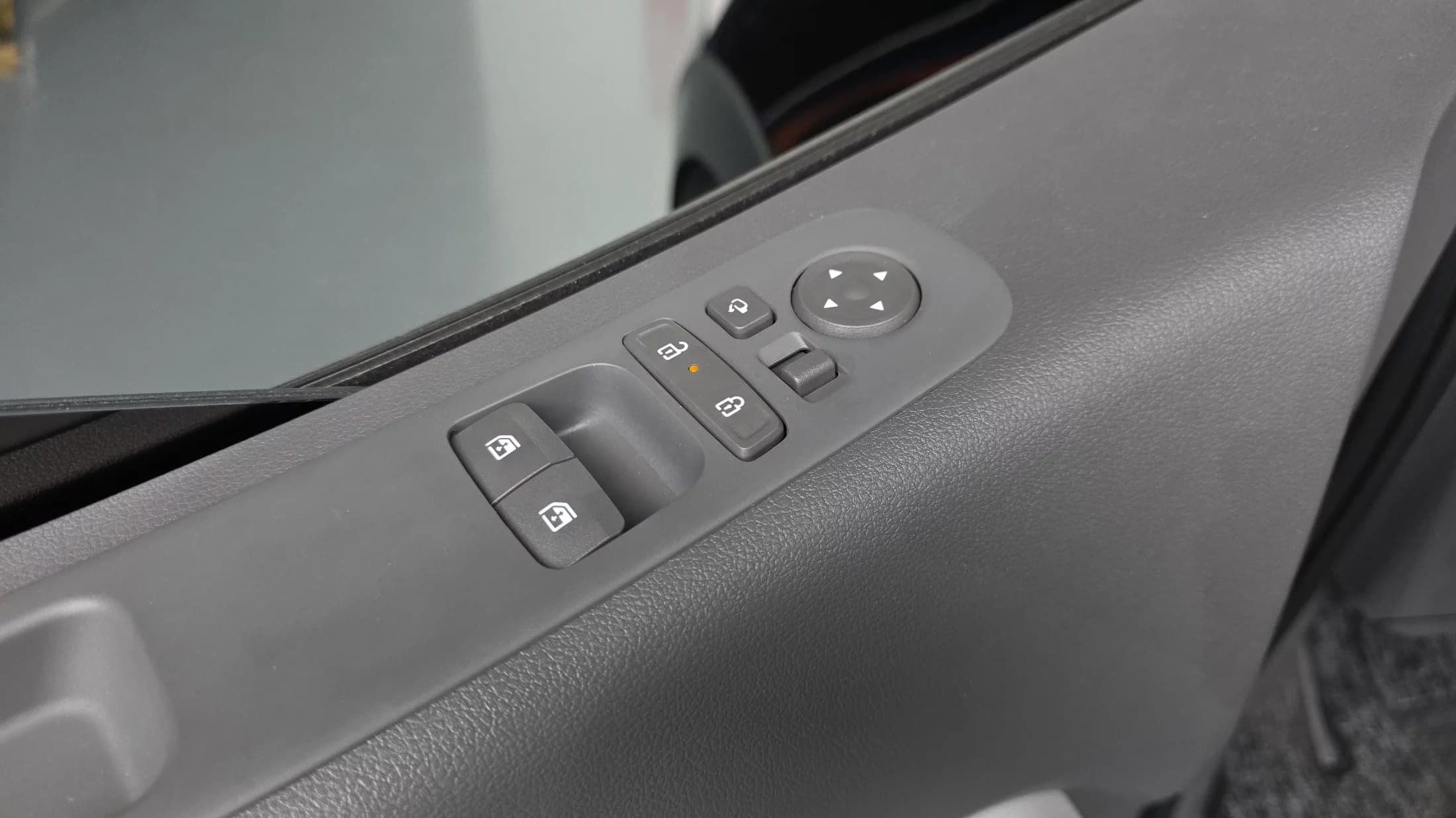 Hyundai Staria 4WD Lounge 9-Seater Inspiration, 2025 г. 5369 км. — фото 11