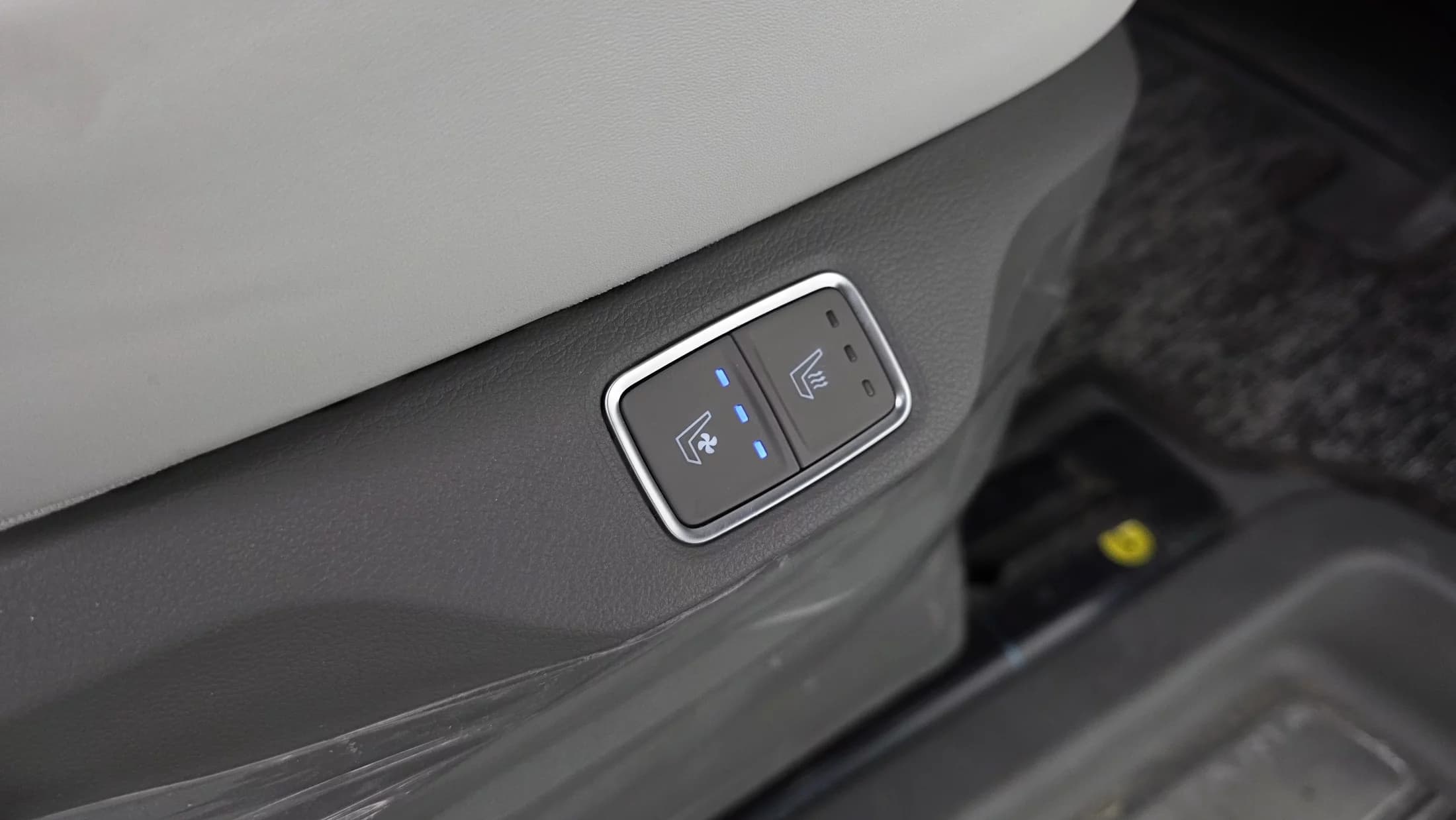 Hyundai Staria 4WD Lounge 9-Seater Inspiration, 2025 г. 5369 км. — фото 16