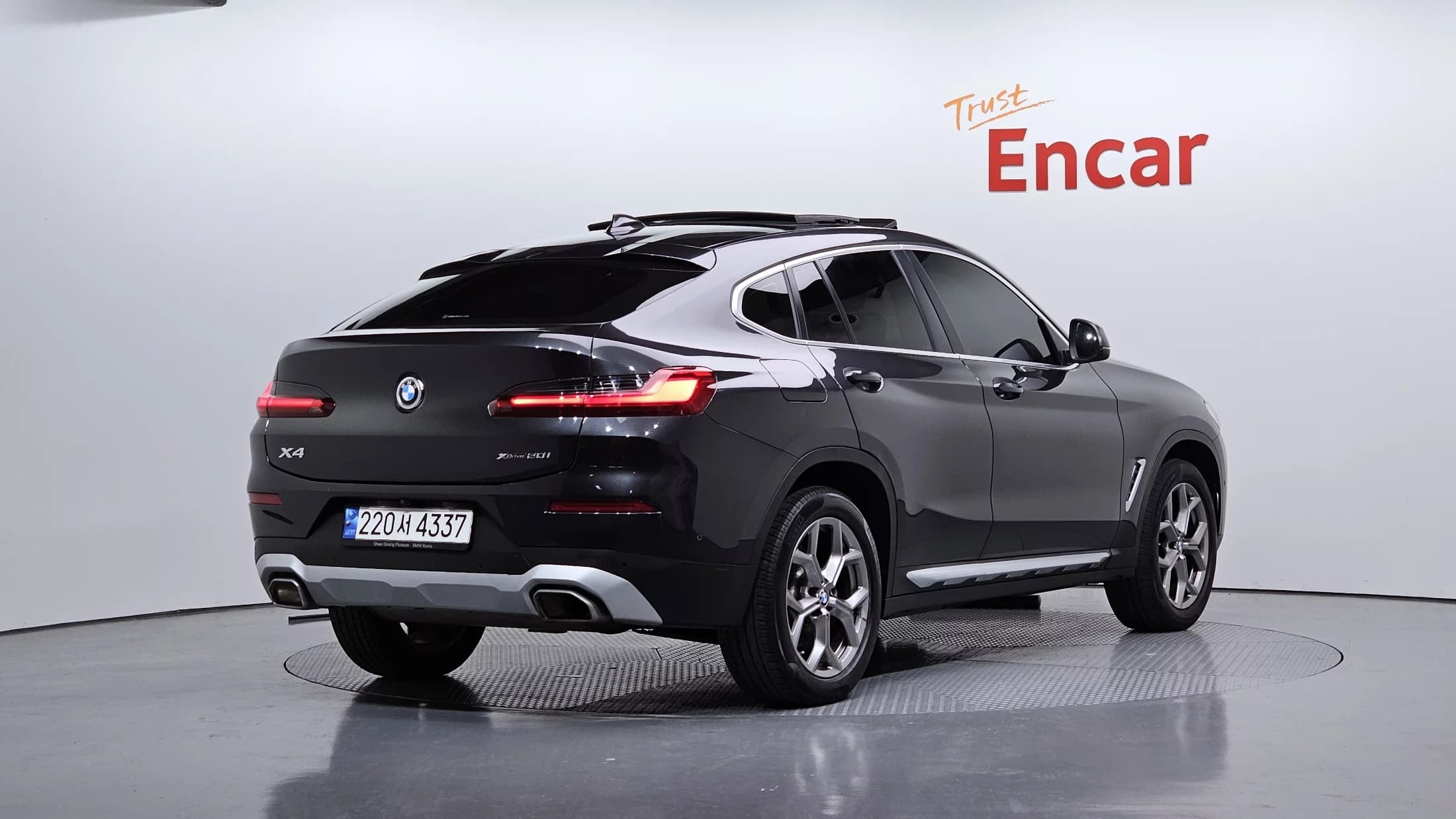 BMW X4 xDrive20i xLine, 2023 г. 58323 км. — фото 2