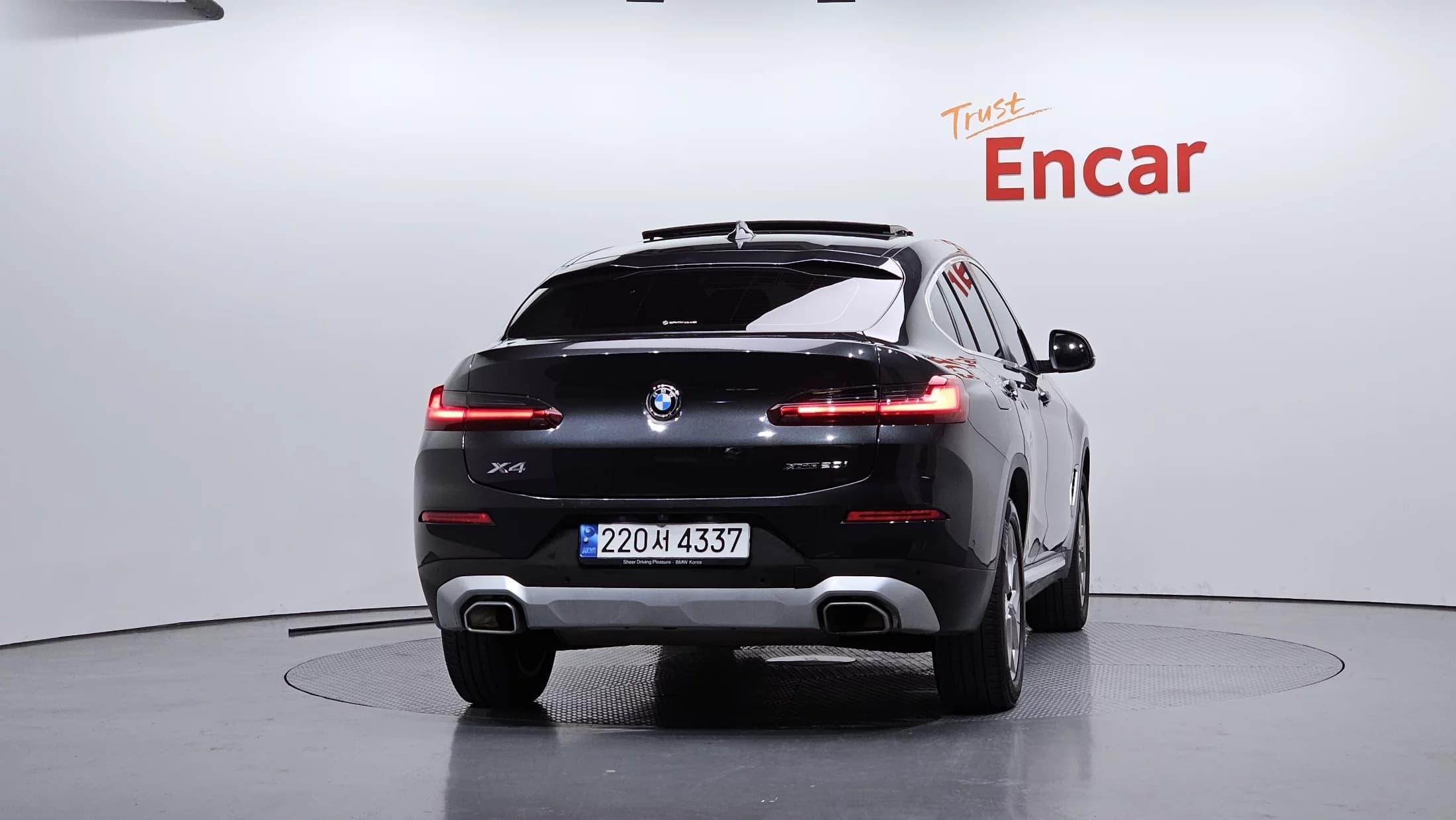 BMW X4 xDrive20i xLine, 2023 г. 58323 км. — фото 4
