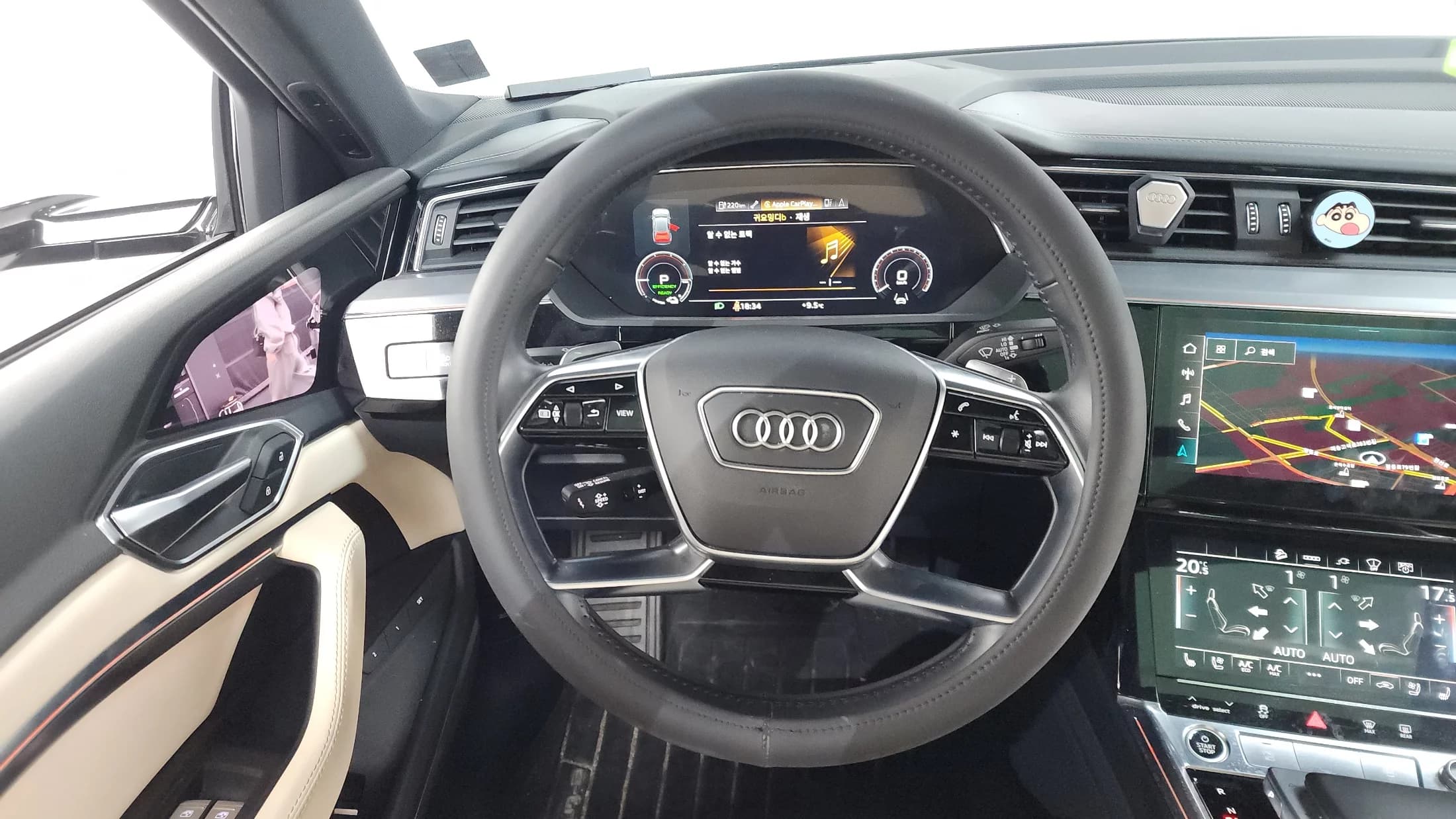 Audi e-tron 55 Quattro Sportback, электромобиль, 2021 г. 120277 км. — фото 13