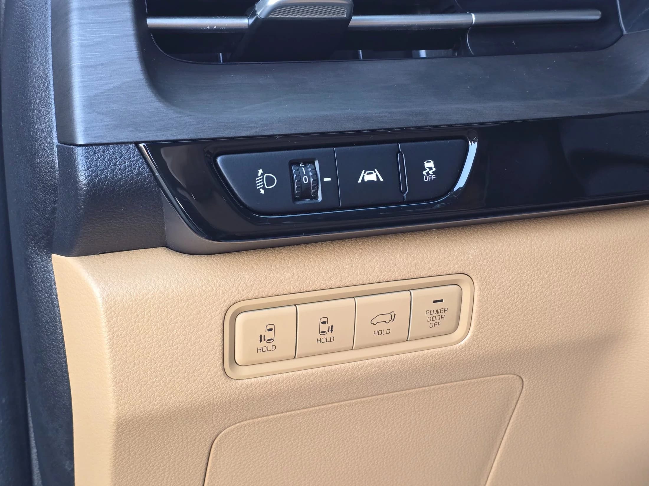 Kia Carnival Gasoline 7-Seater Noblesse, 2022 г. 50117 км. — фото 12