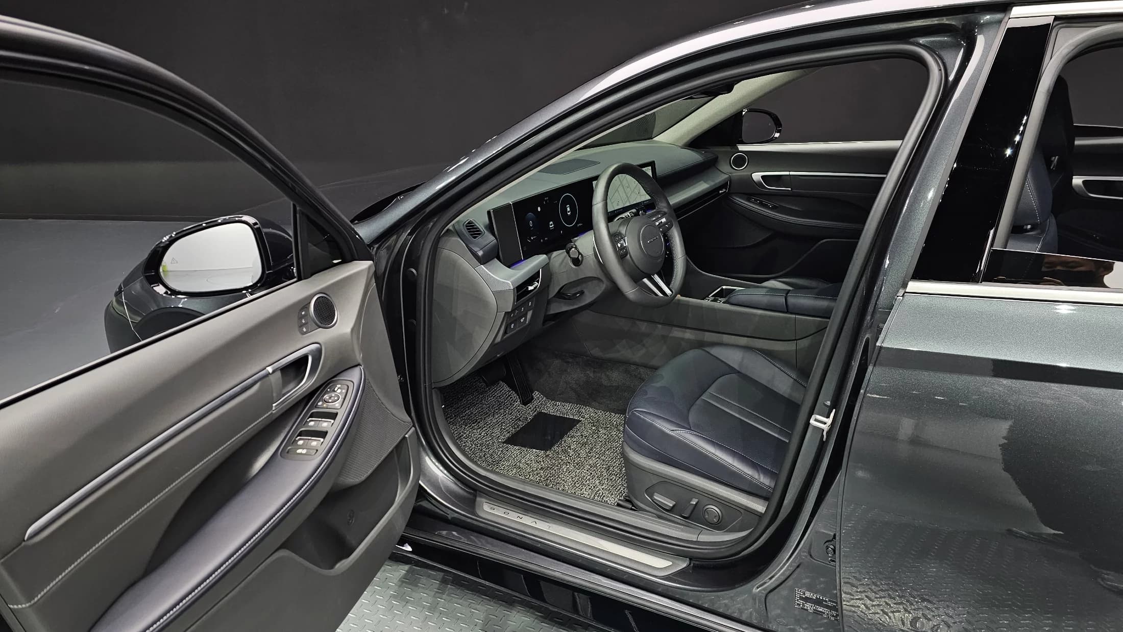 Hyundai Sonata 1.6 Turbo Exclusive, 2023 г. 23784 км. — фото 11