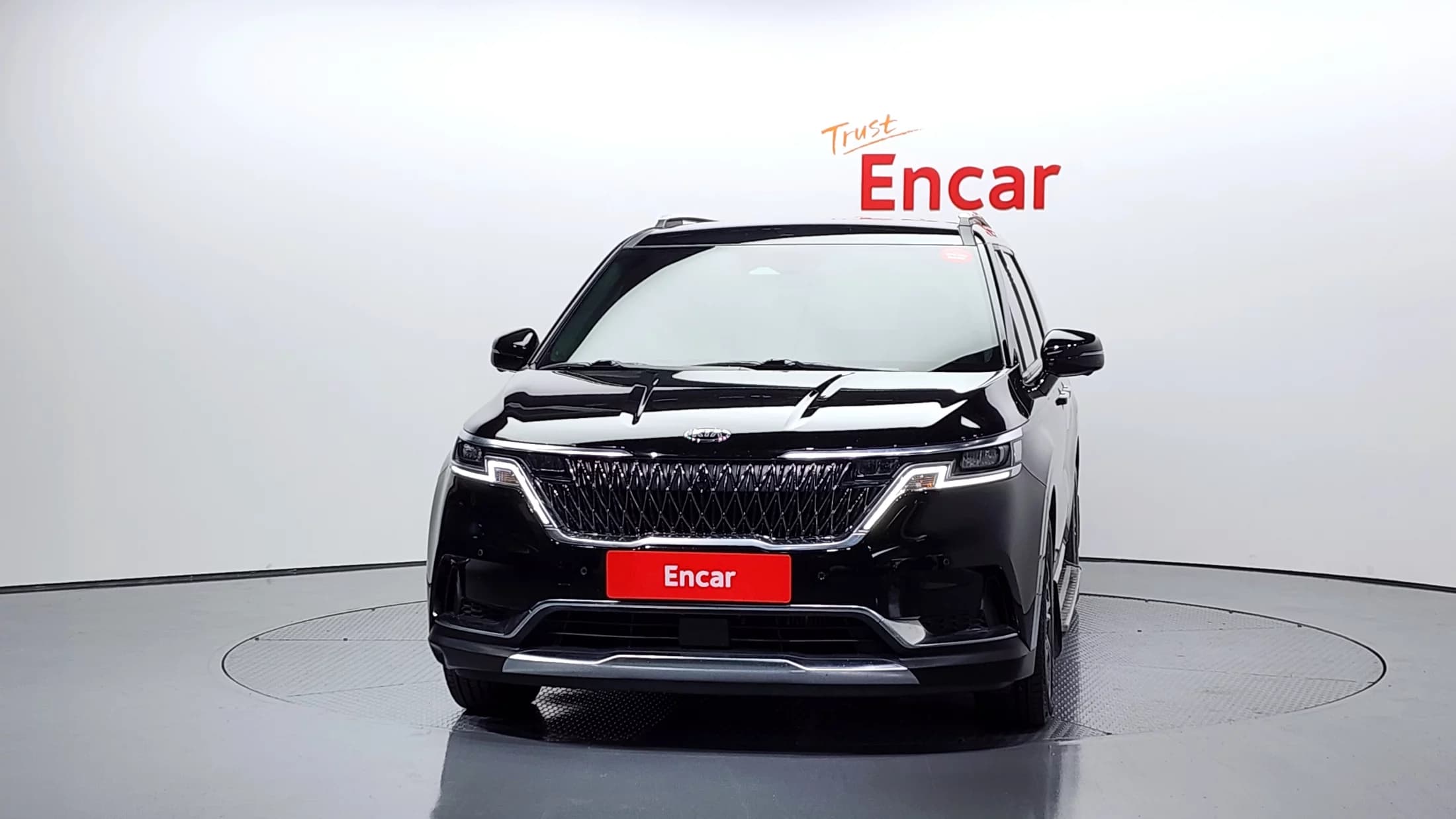 Kia Carnival 9-Seater Signature, 2021 г. 67575 км. — фото 8