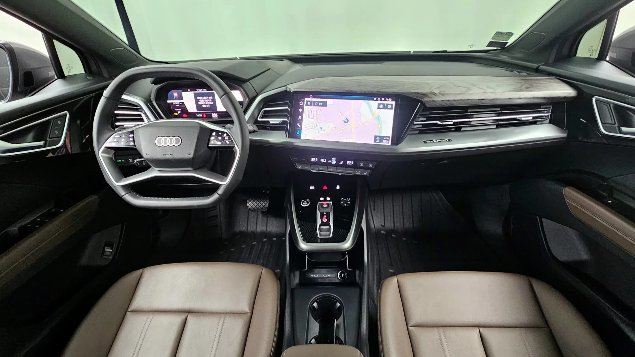 Audi Q4 e-tron 45 Premium, электромобиль, 2025 г. 5784 км. — фото 13