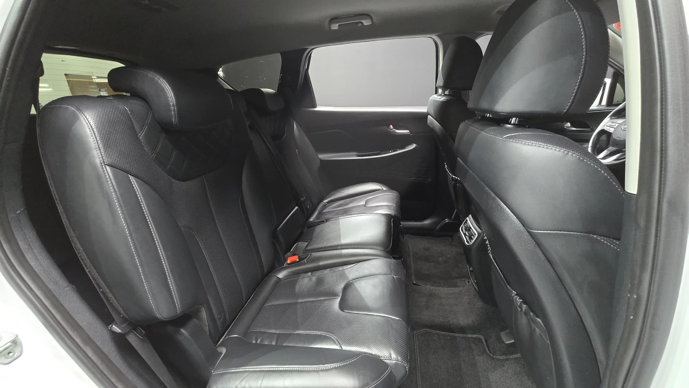 Hyundai Santa Fe Gasoline 2.5T 2WD Exclusive, 2022 г. 111490 км. — фото 12
