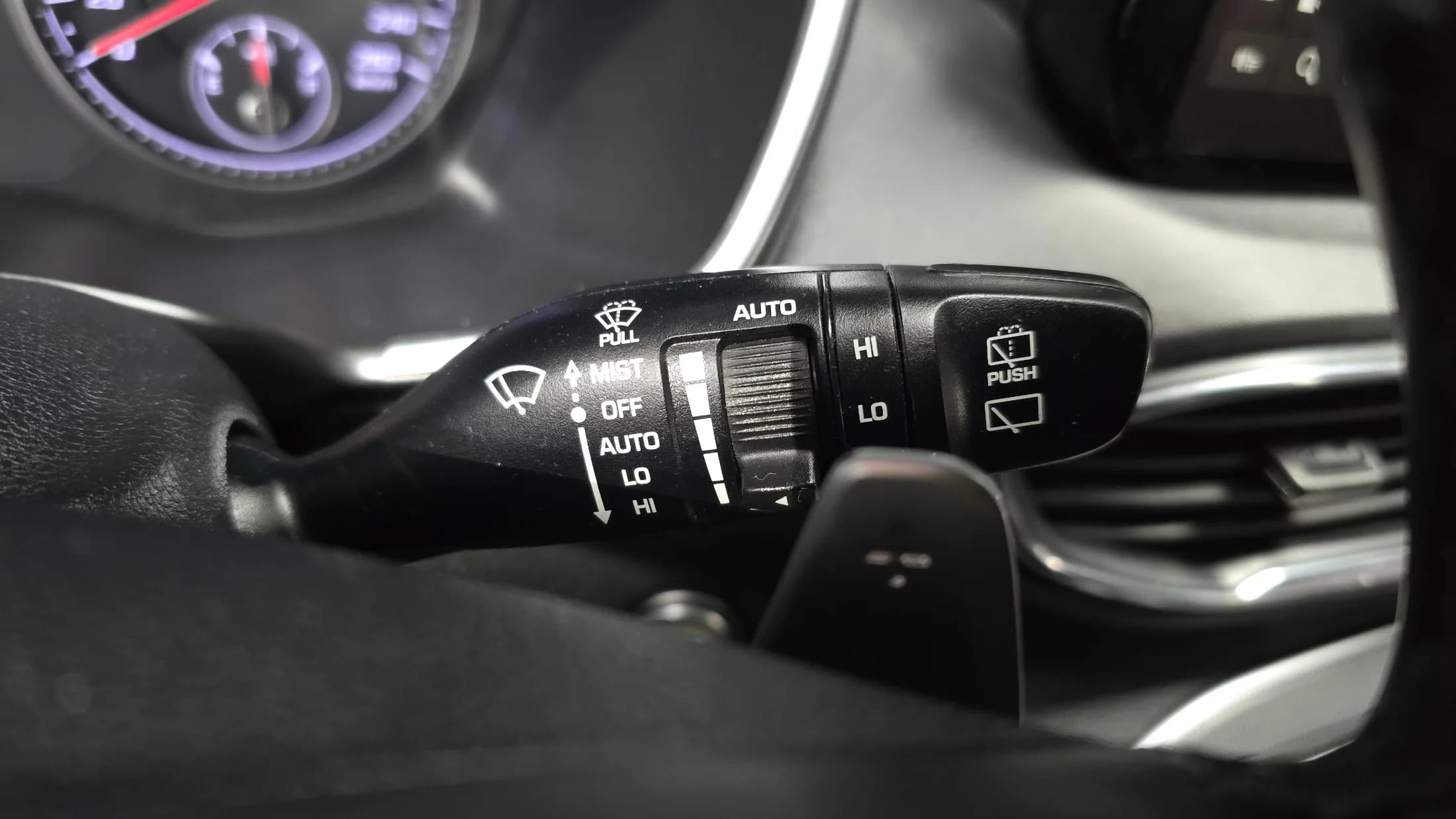 Hyundai Santa Fe Gasoline 2.5T 2WD Exclusive, 2022 г. 111490 км. — фото 18