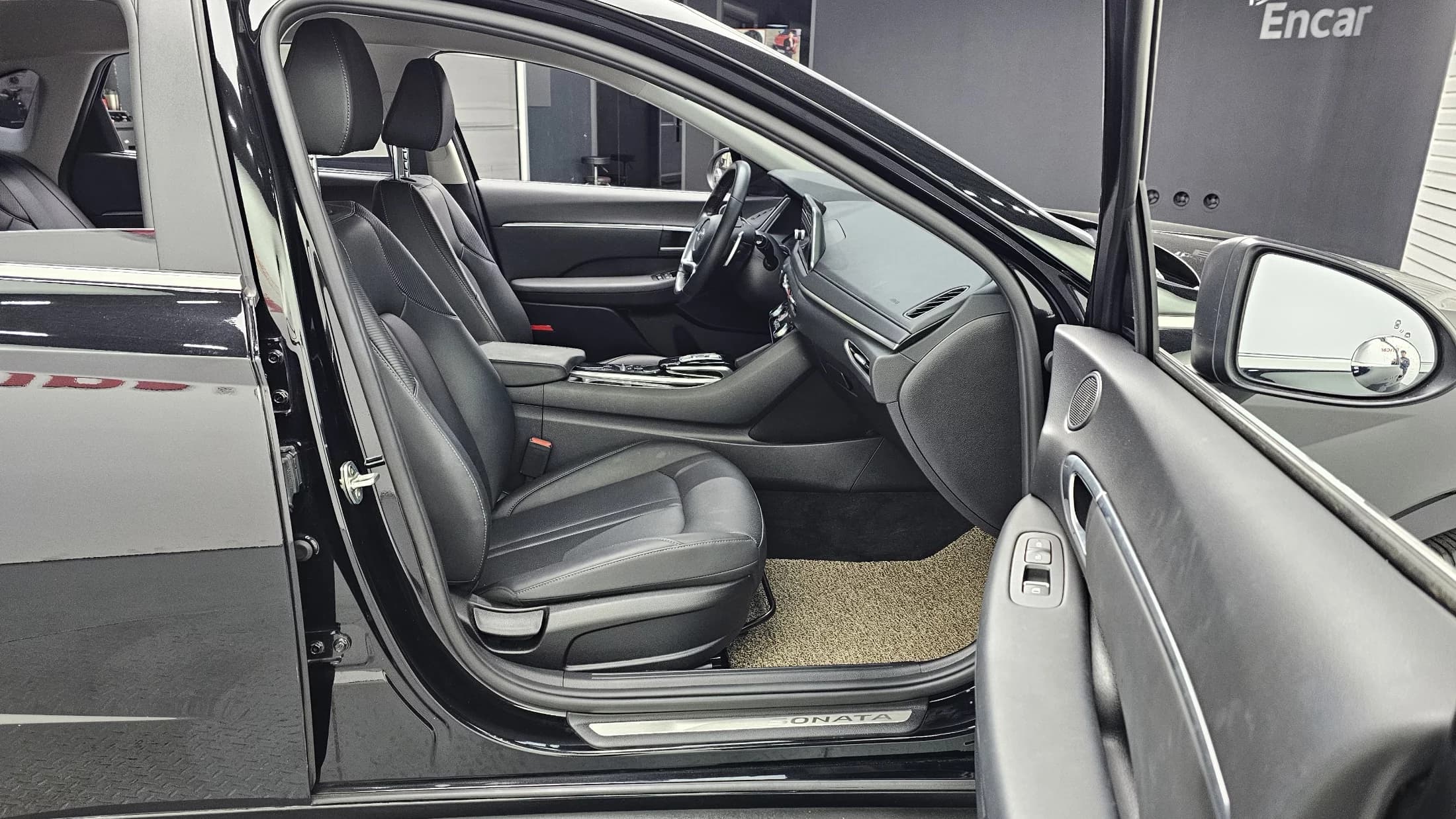 Hyundai Sonata 2.0 Premium Family, 2021 г. 47475 км. — фото 11
