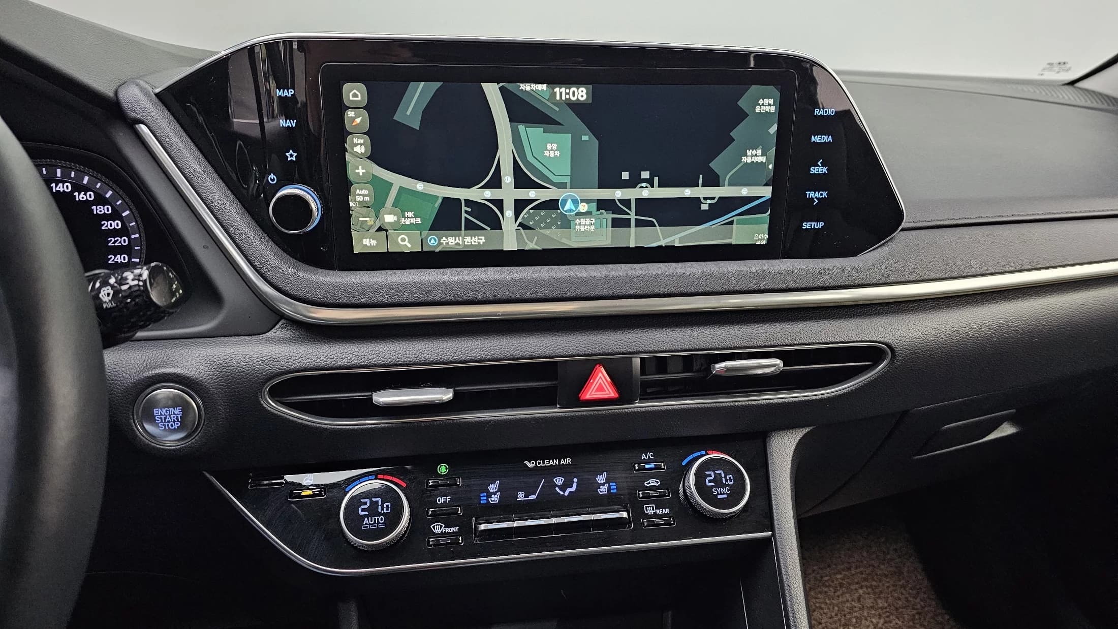 Hyundai Sonata 2.0 Premium Family, 2021 г. 47475 км. — фото 14