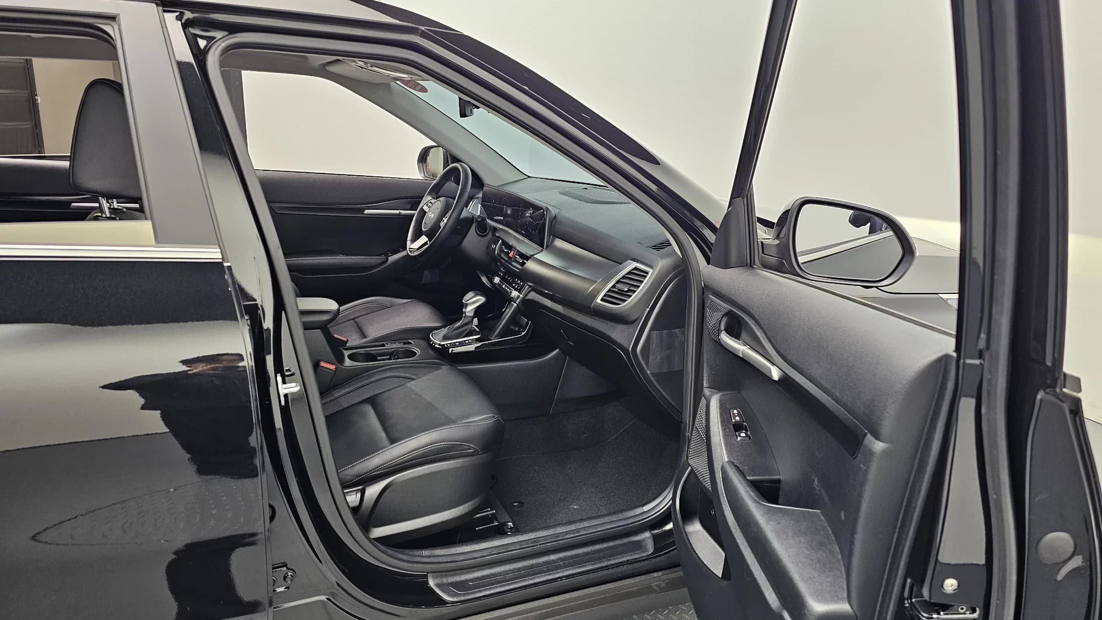 Kia Seltos Gasoline 1.6 Turbo 2WD Prestige, 2023 г. 18026 км. — фото 10
