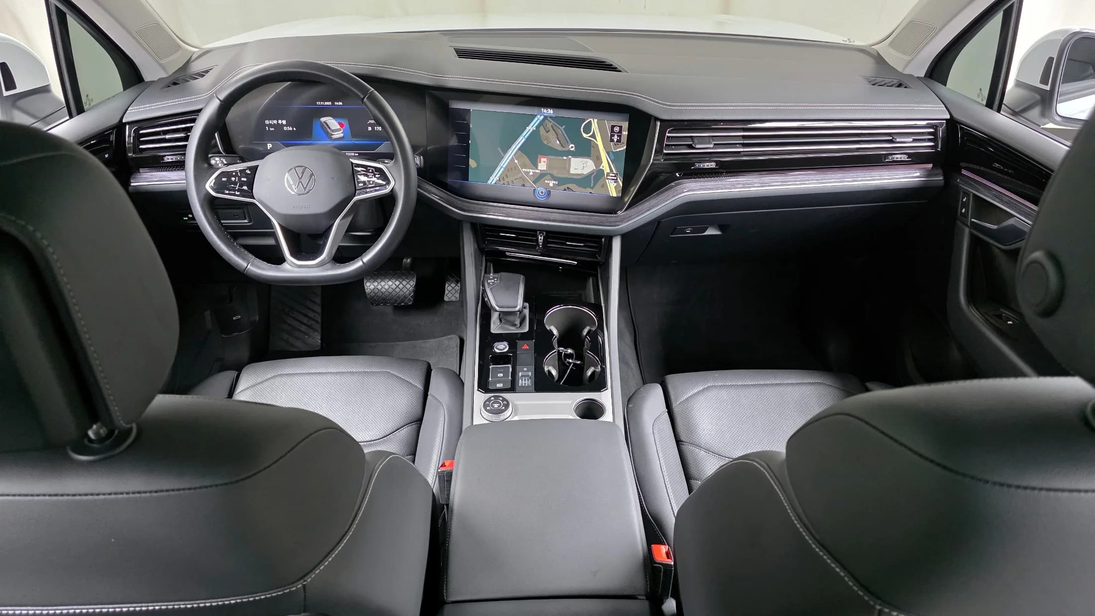 Volkswagen Touareg 3.0 TDI Premium, 2022 г. 92126 км. — фото 7
