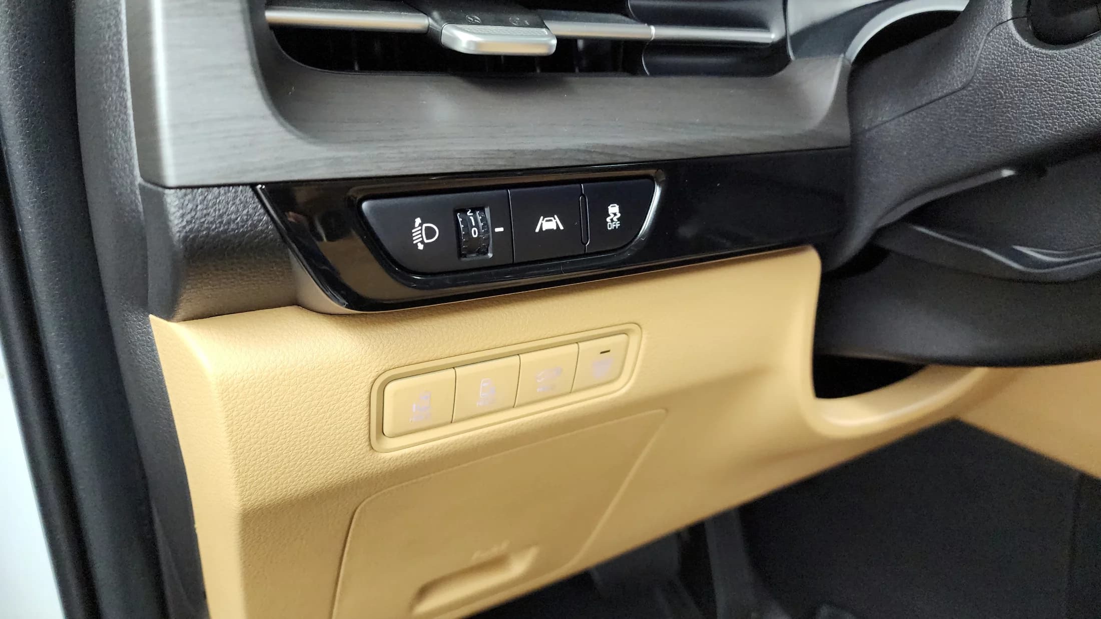 Kia Carnival 9-Seater Noblesse, 2021 г. 142649 км. — фото 16