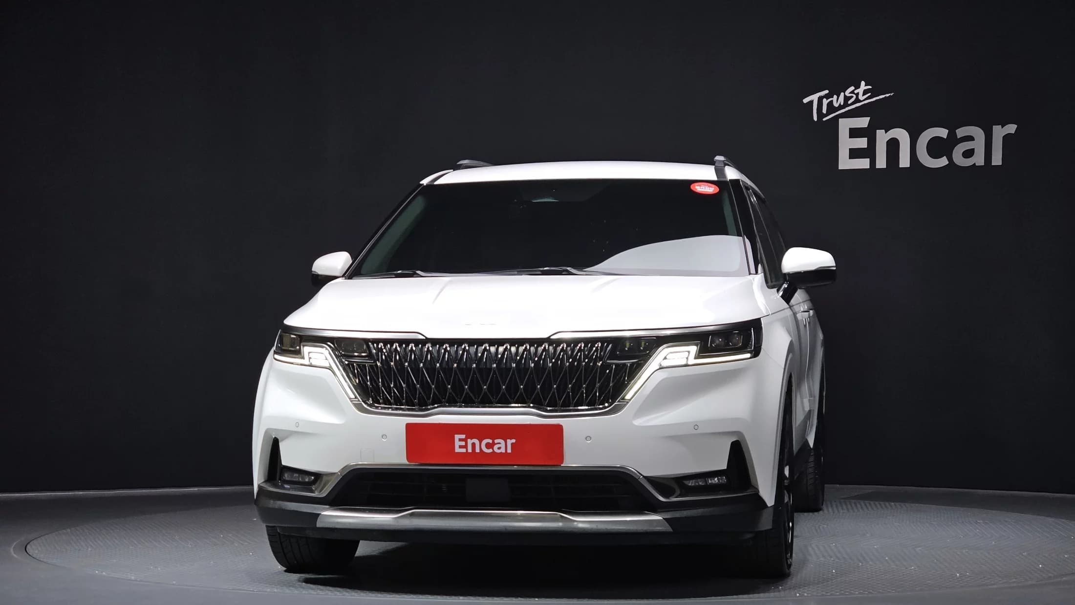 Kia Carnival 9-Seater Noblesse, 2021 г. 142649 км. — фото 3
