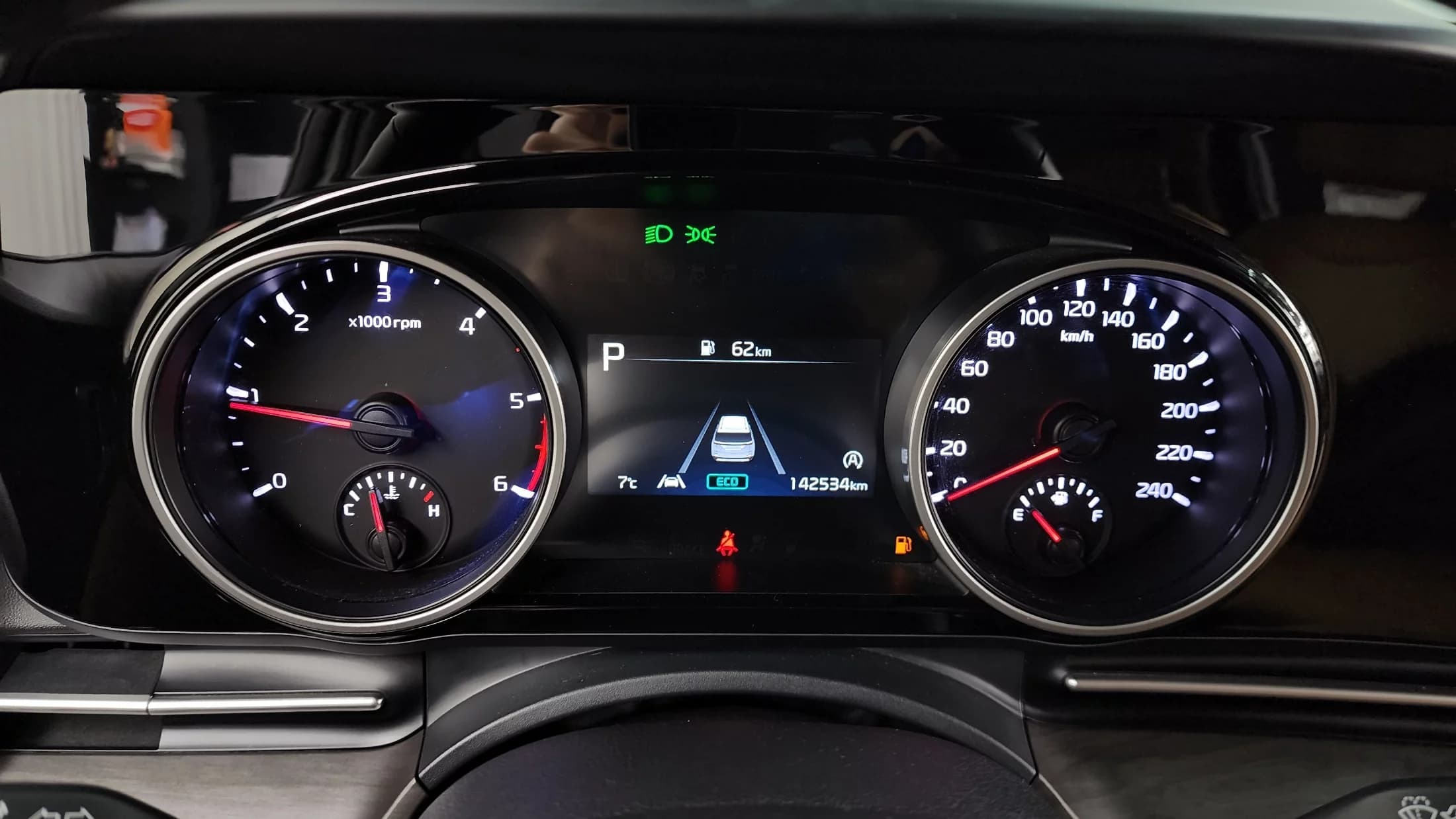 Kia Carnival 9-Seater Noblesse, 2021 г. 142649 км. — фото 8