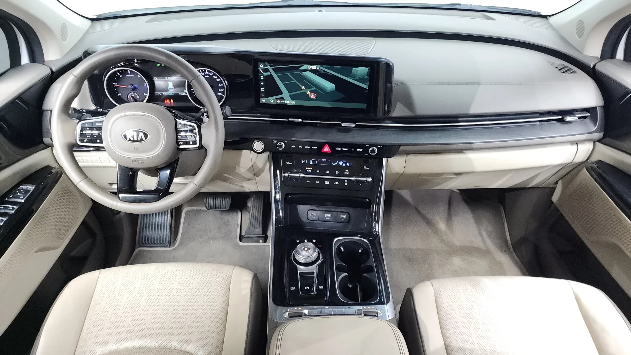 Kia Carnival 9-Seater Noblesse, 2021 г. 90627 км. — фото 7
