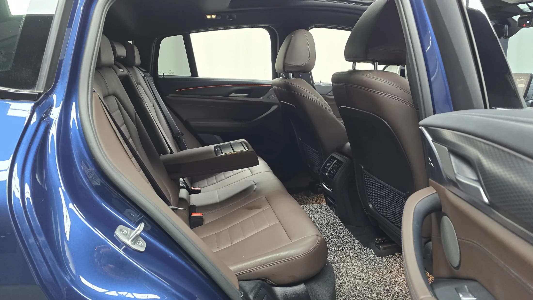 BMW X4 xDrive20i M Sports Pro, 2022 г. 30878 км. — фото 12