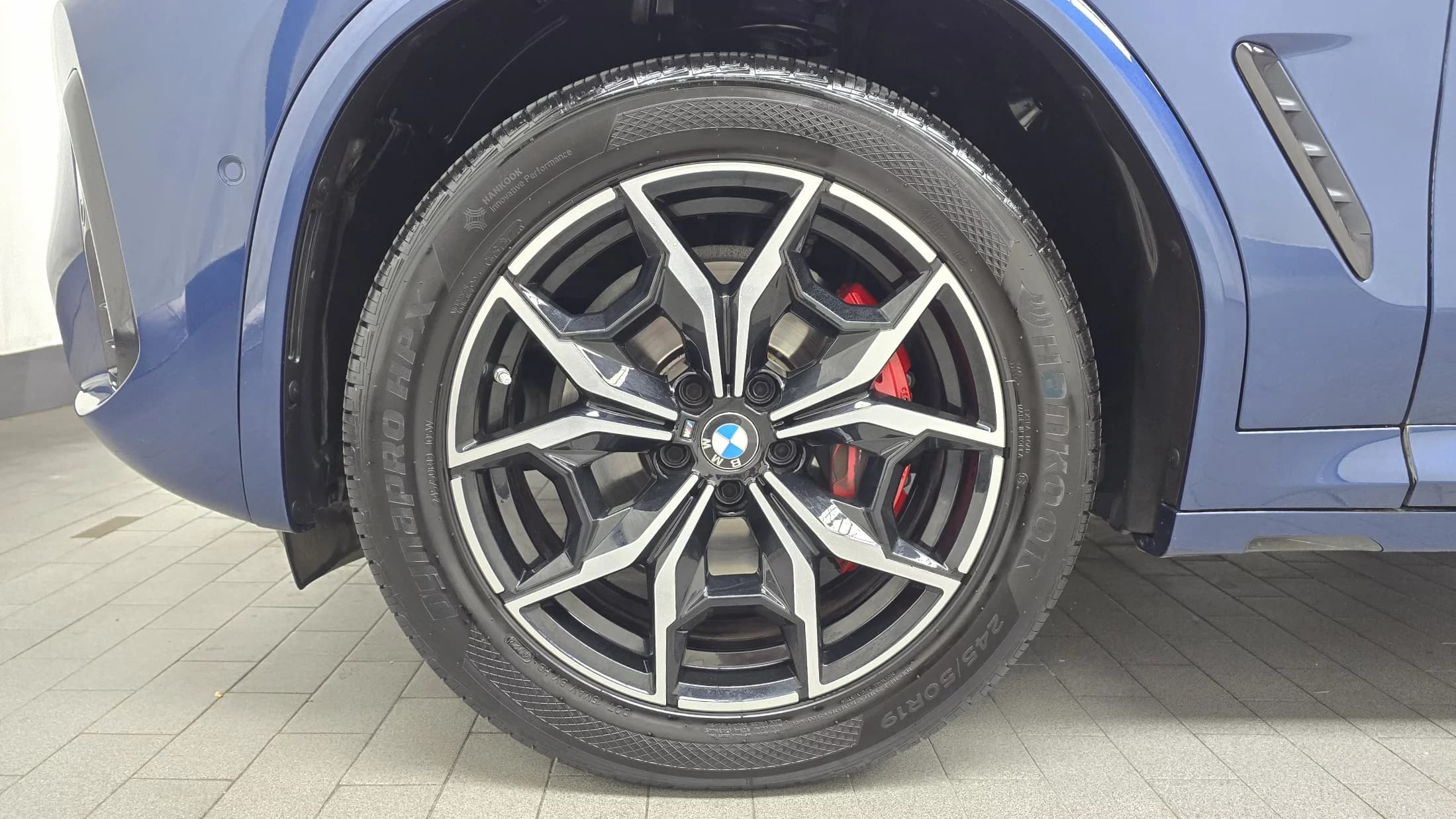 BMW X4 xDrive20i M Sports Pro, 2022 г. 30878 км. — фото 5