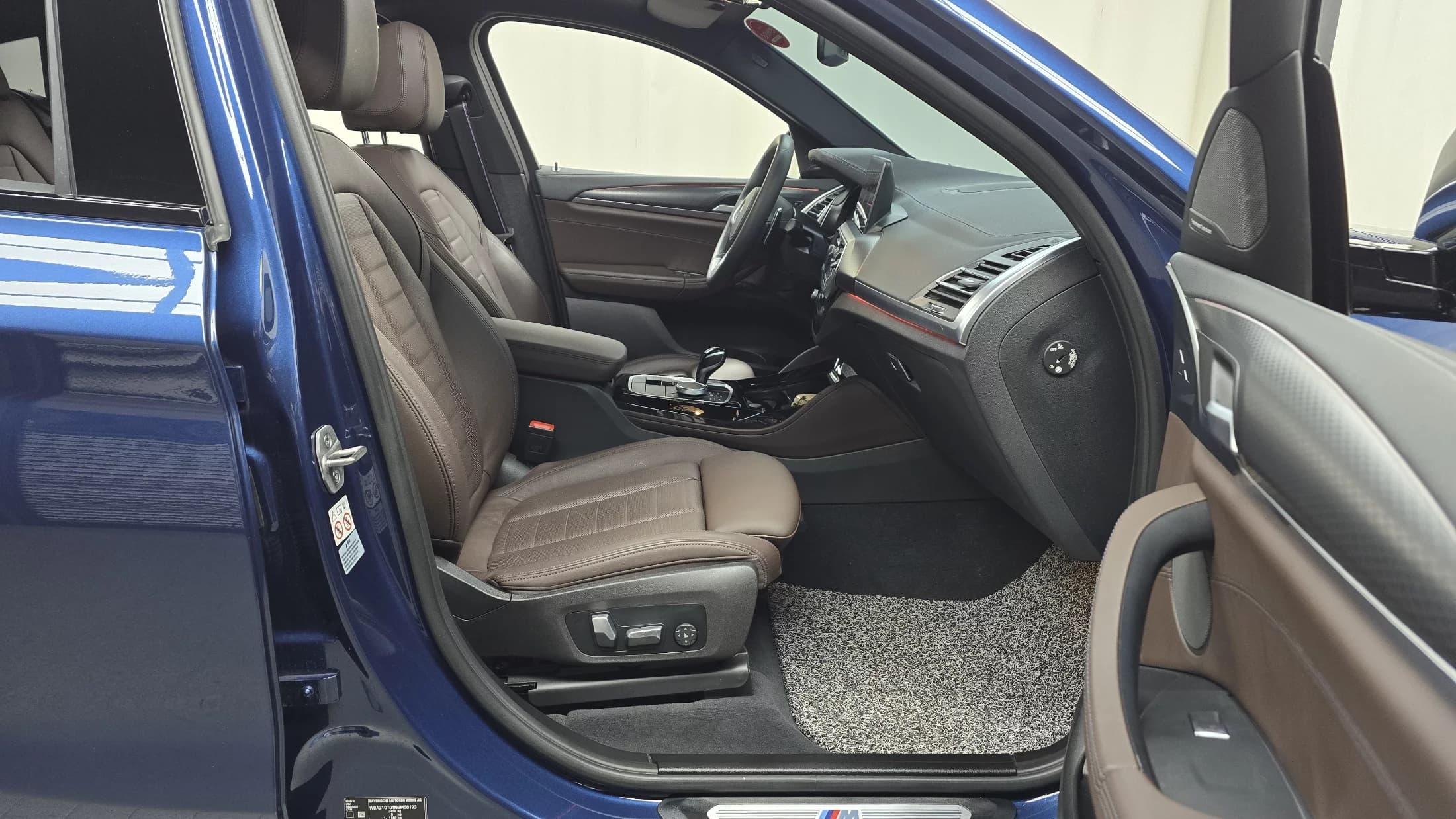 BMW X4 xDrive20i M Sports Pro, 2022 г. 30878 км. — фото 10
