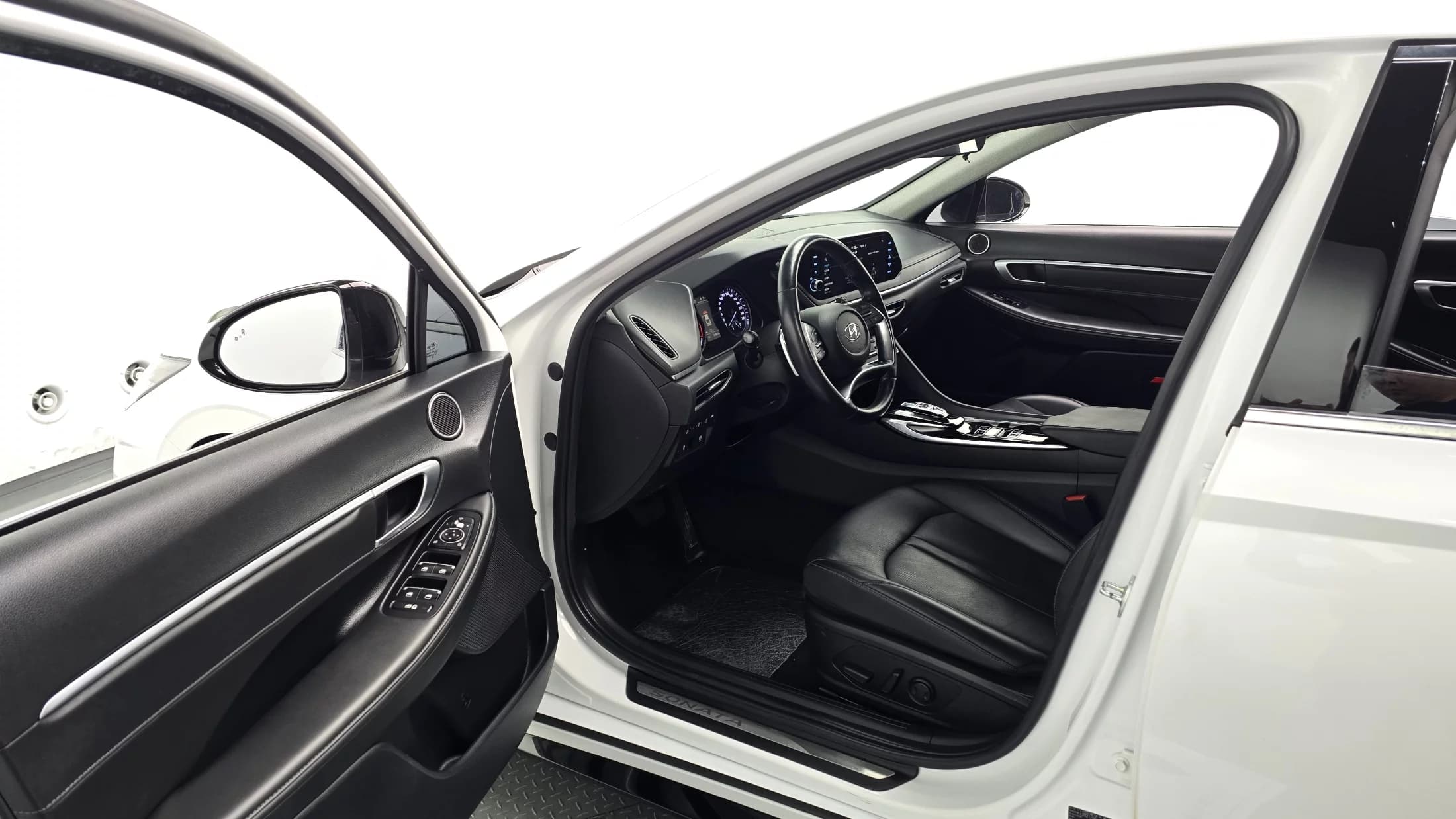 Hyundai Sonata 2.0 Premium Plus, 2021 г. 57903 км. — фото 11